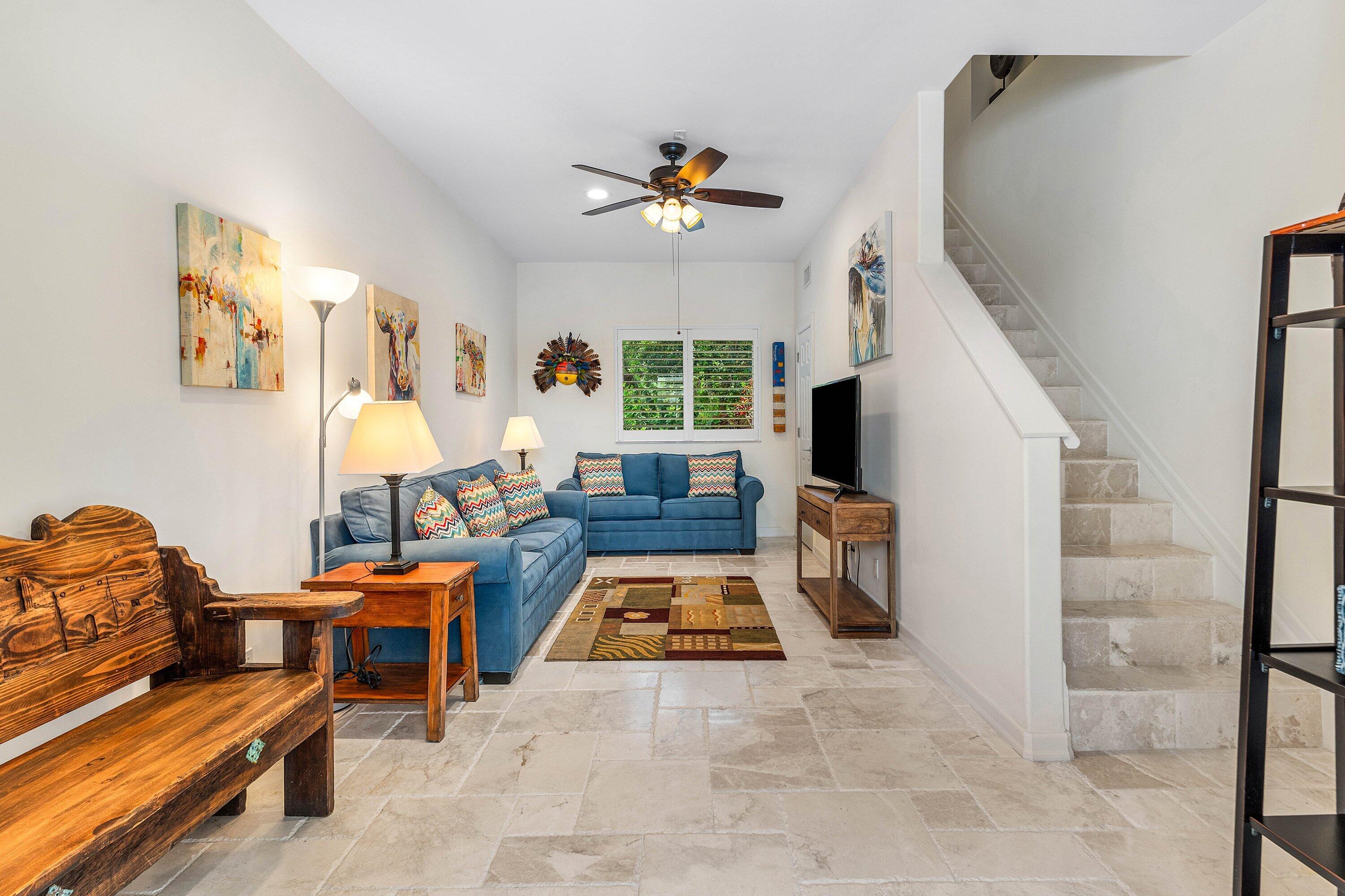 ROYAL PALM COVE - Residential