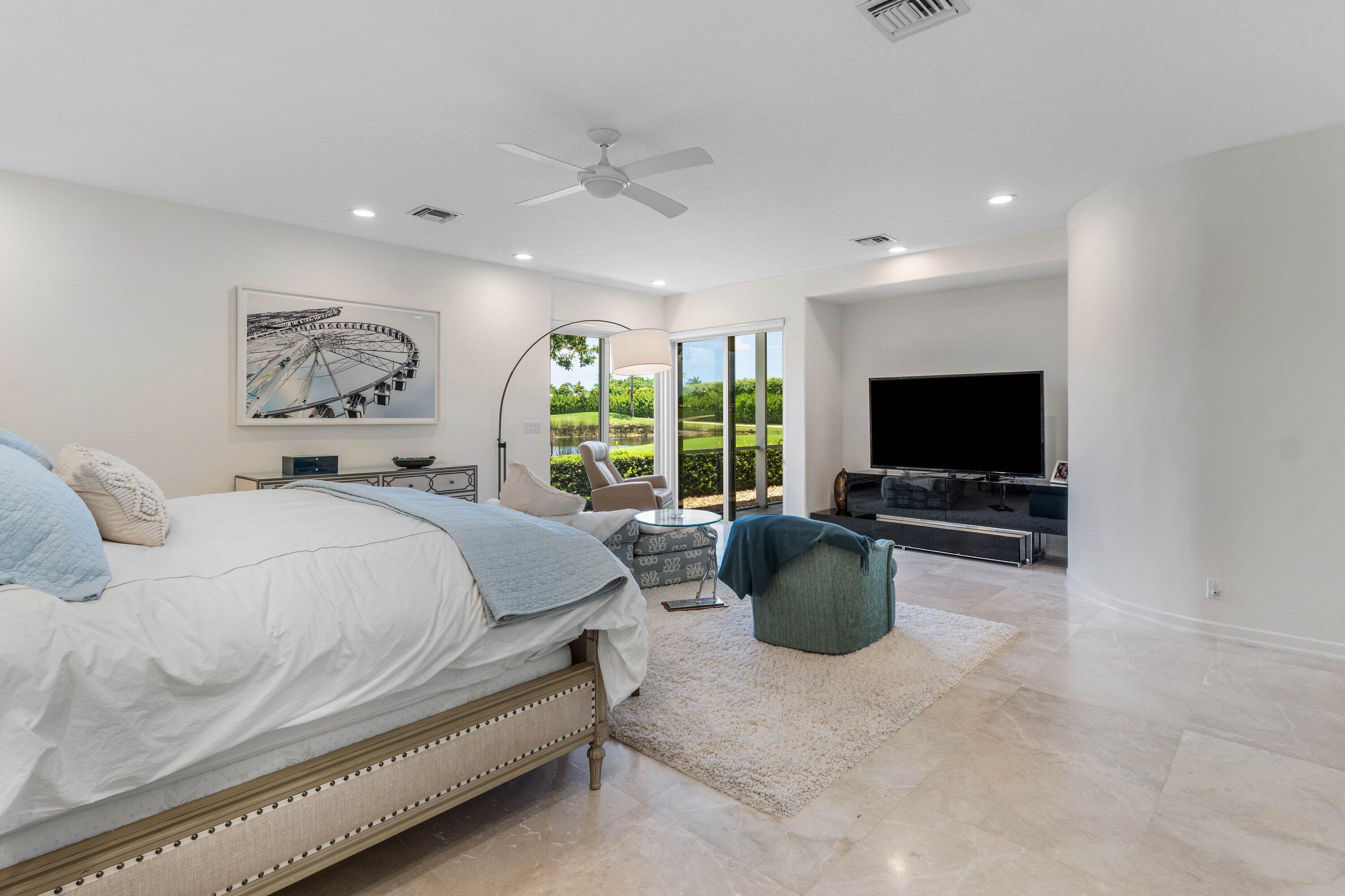ROYAL PALM COVE - Residential