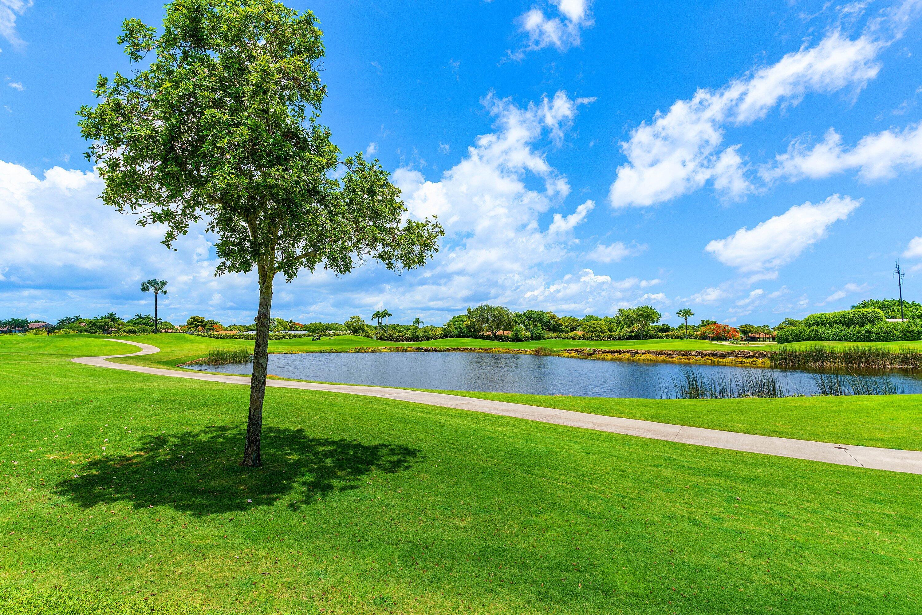 ROYAL PALM COVE - Residential