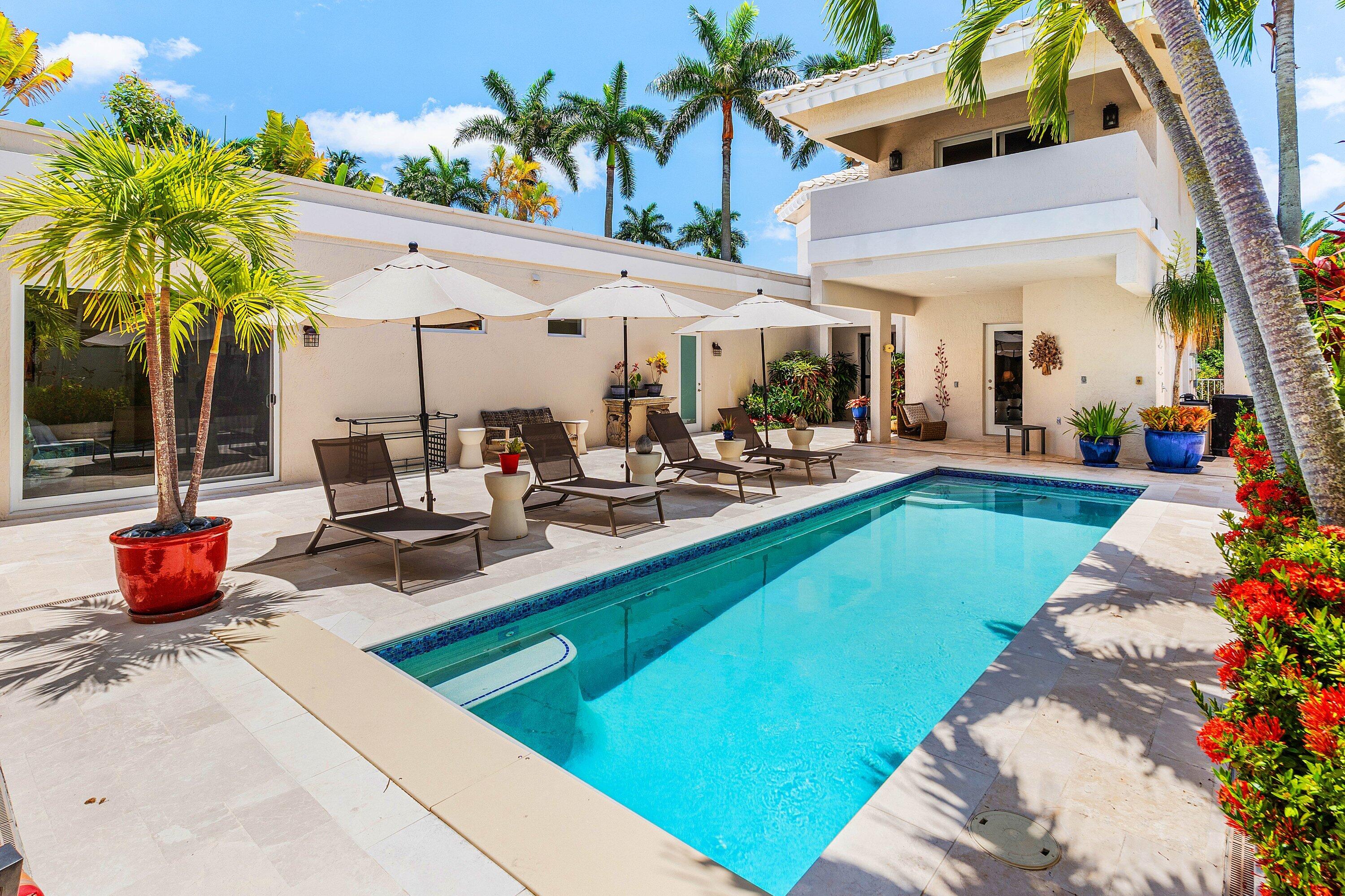 ROYAL PALM COVE - Residential