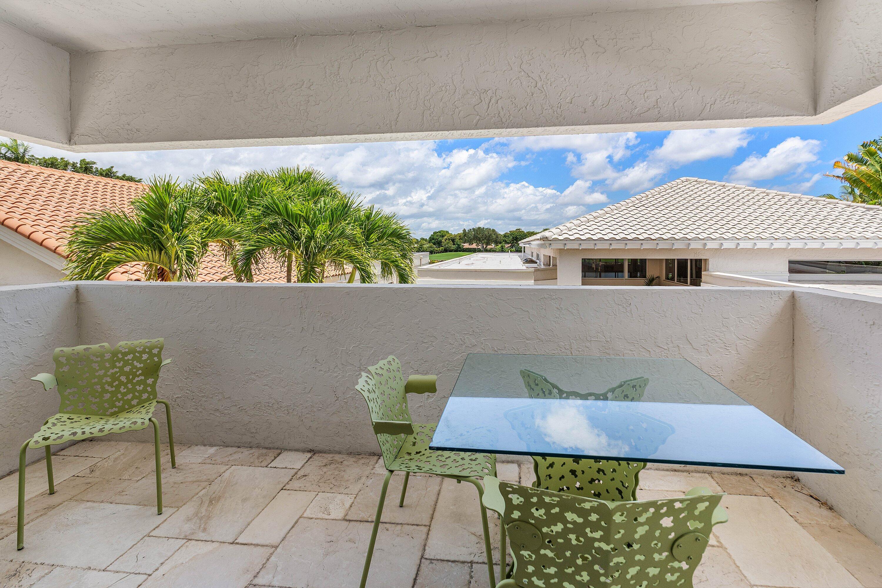 ROYAL PALM COVE - Residential