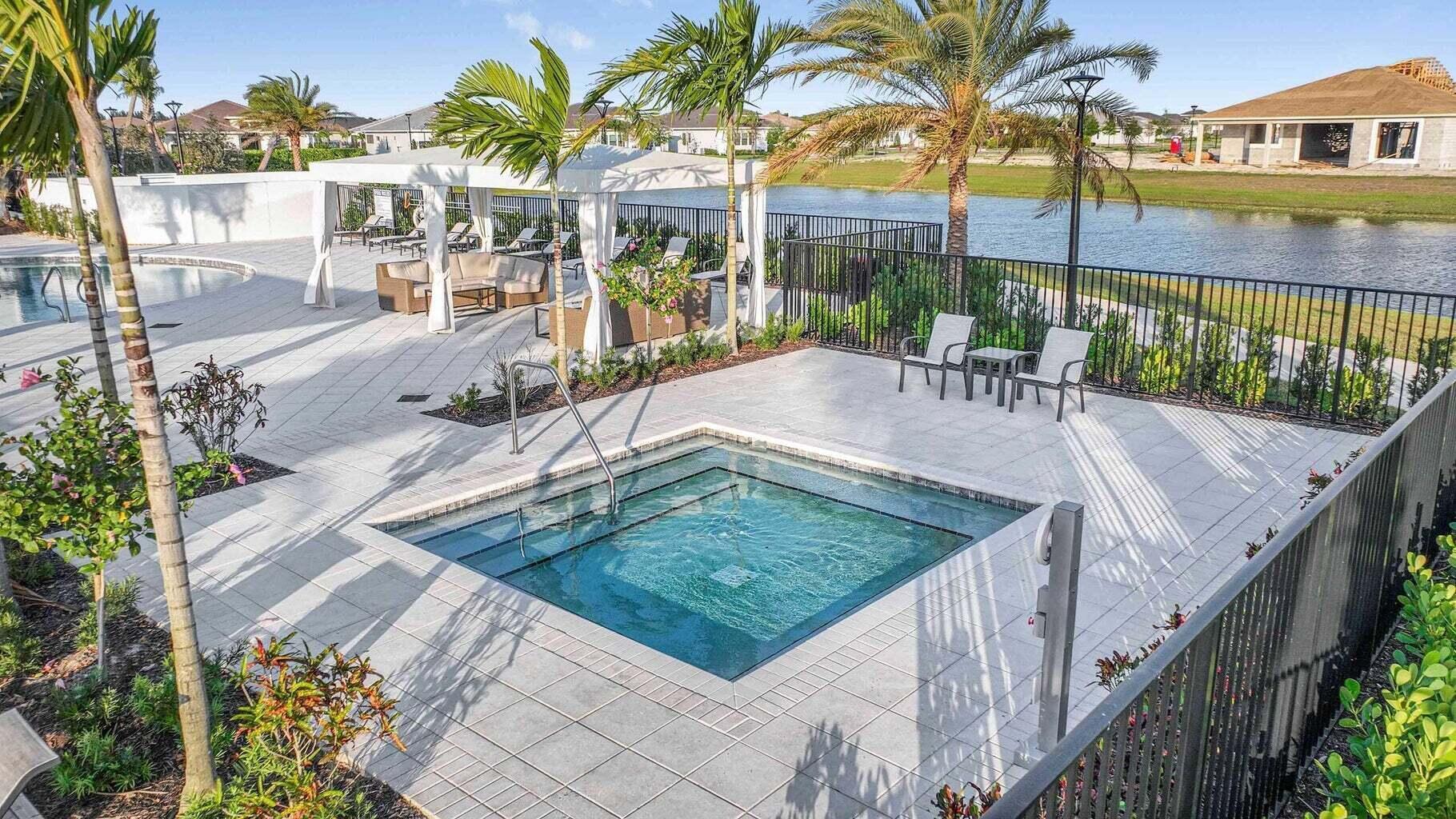 CRESSWIND PALM BEACH - Residential