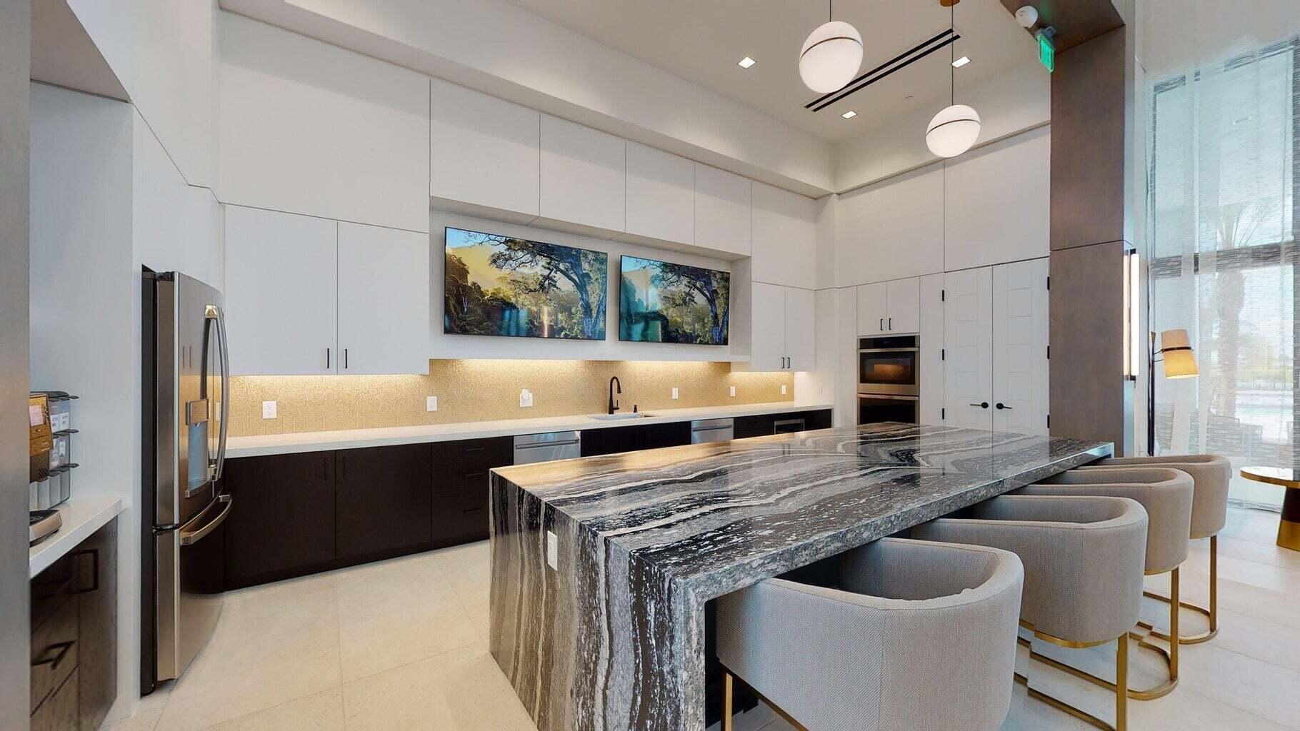 CRESSWIND PALM BEACH - Residential