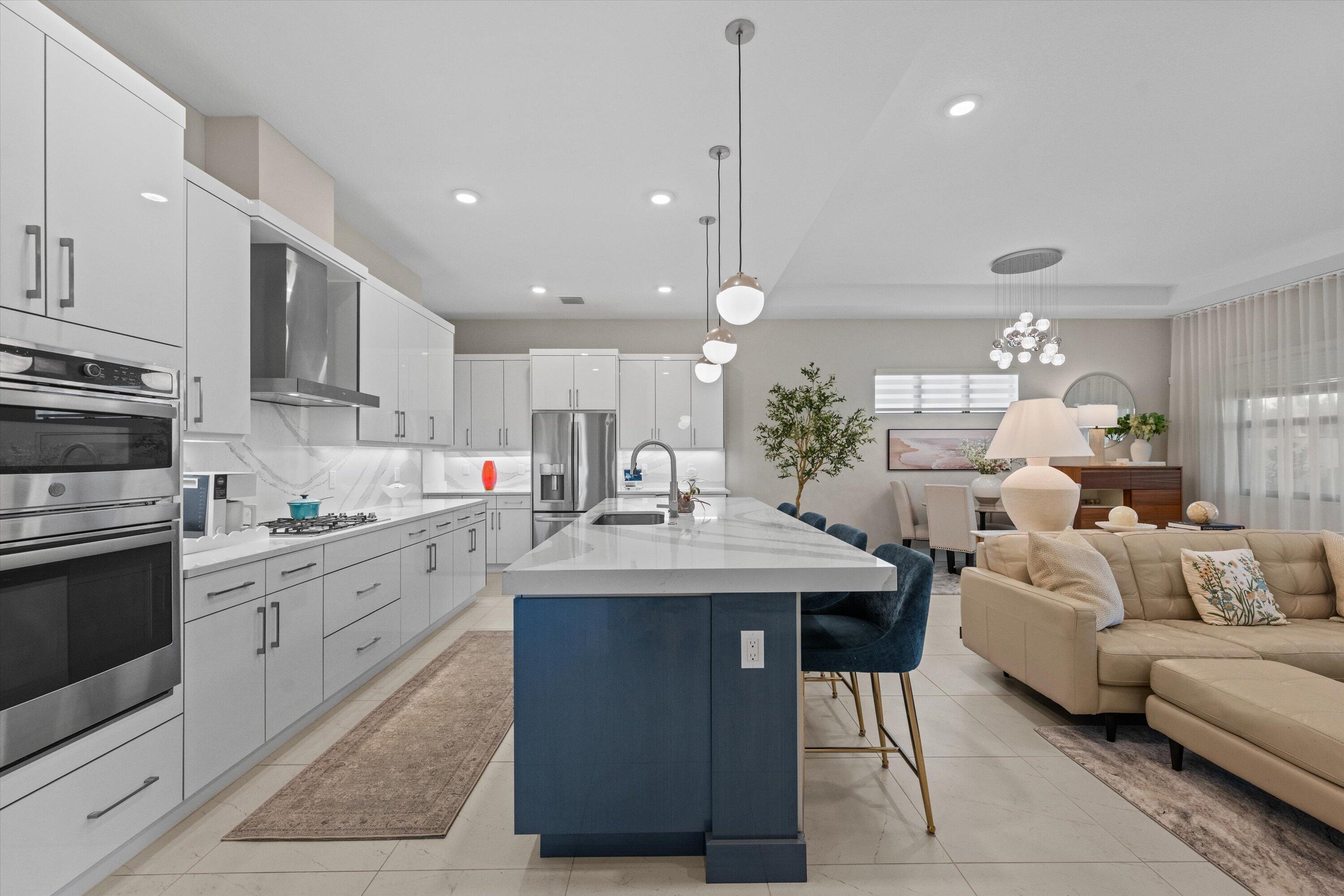 CRESSWIND PALM BEACH - Residential