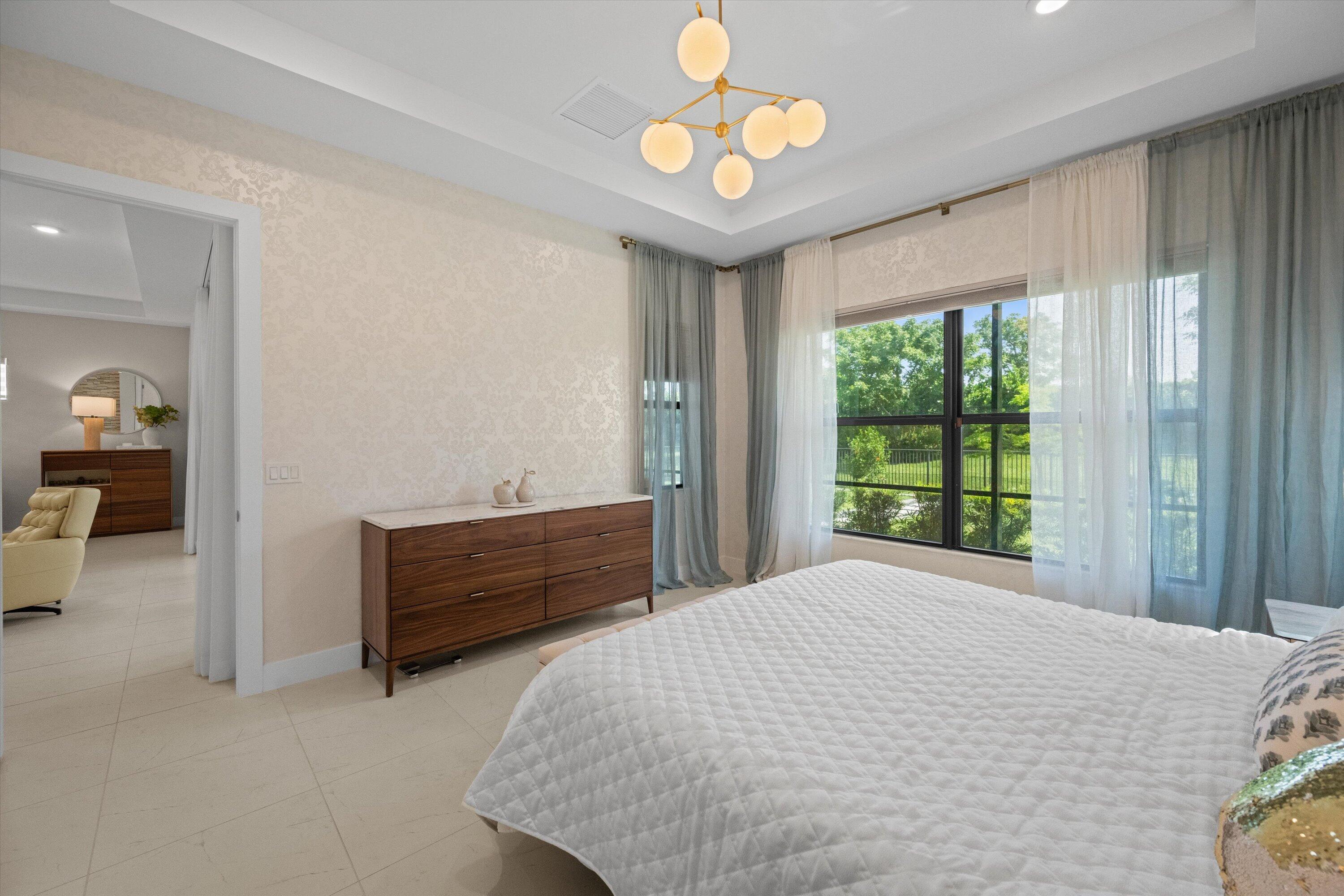CRESSWIND PALM BEACH - Residential