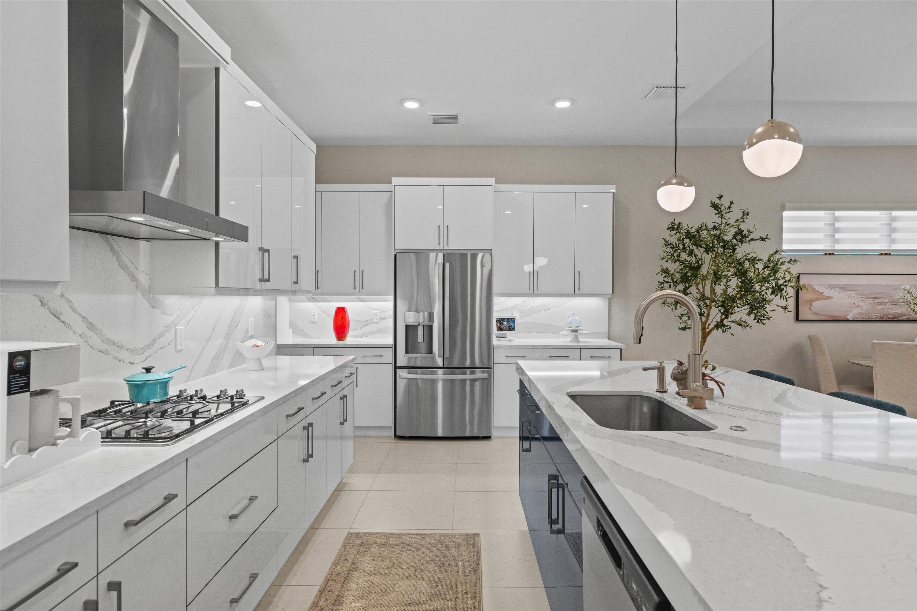 CRESSWIND PALM BEACH - Residential