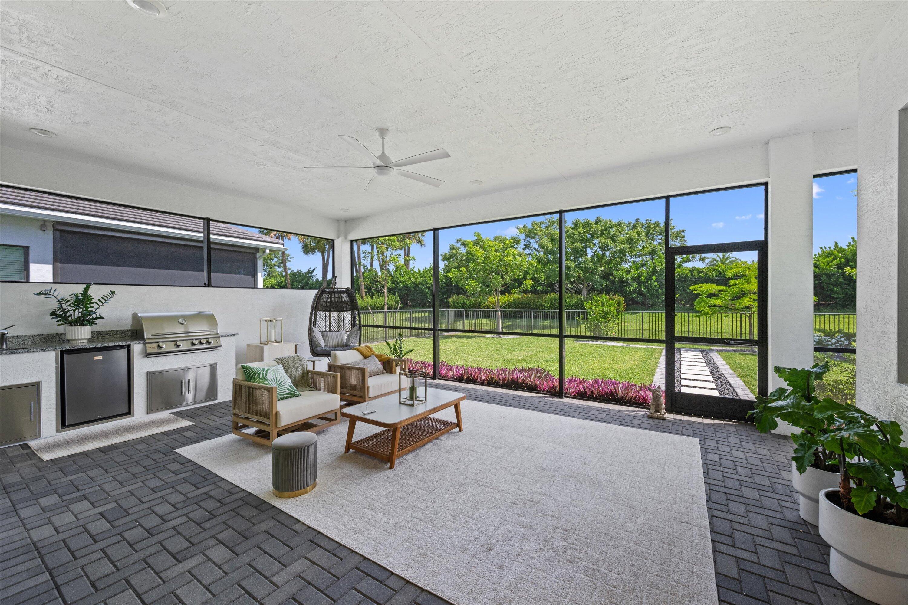 CRESSWIND PALM BEACH - Residential