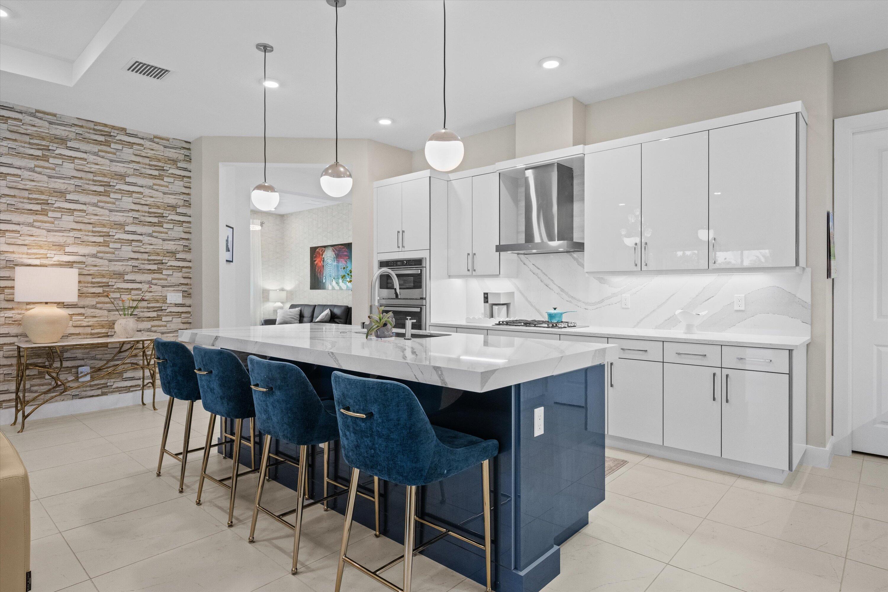 CRESSWIND PALM BEACH - Residential