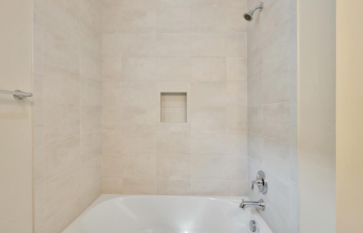MEADOWS OF WESTLAKE - Residential Lease