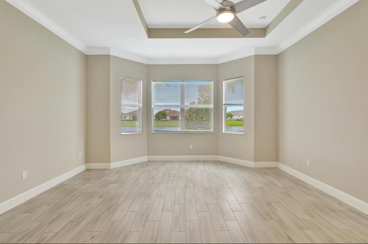 MEADOWS OF WESTLAKE - Residential Lease