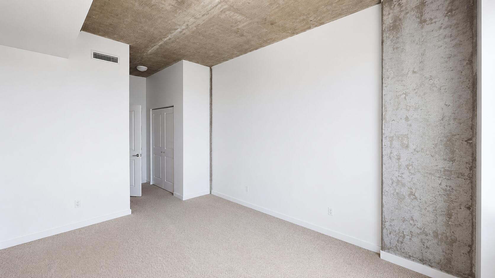 EDGE CONDO - Residential