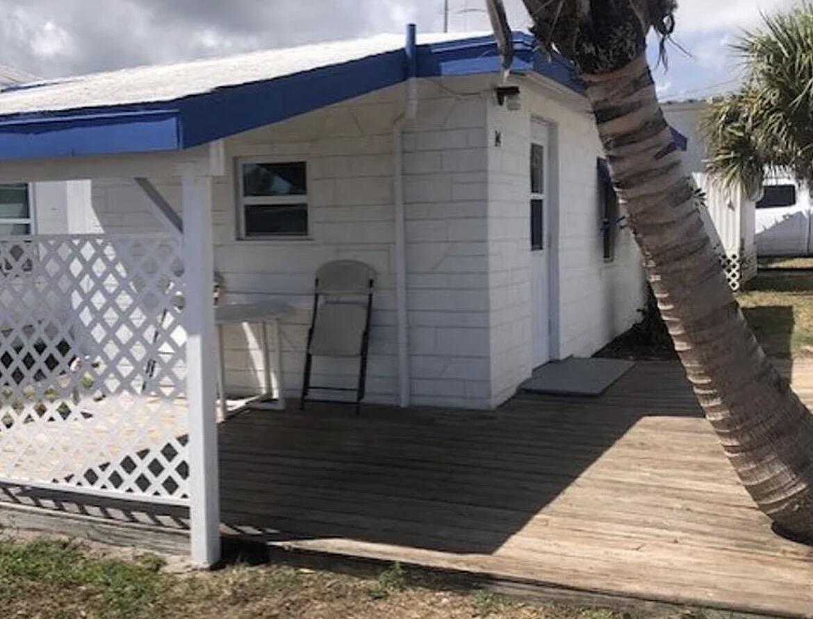 CHARMIN COURT UNRECORDED - Residential Lease