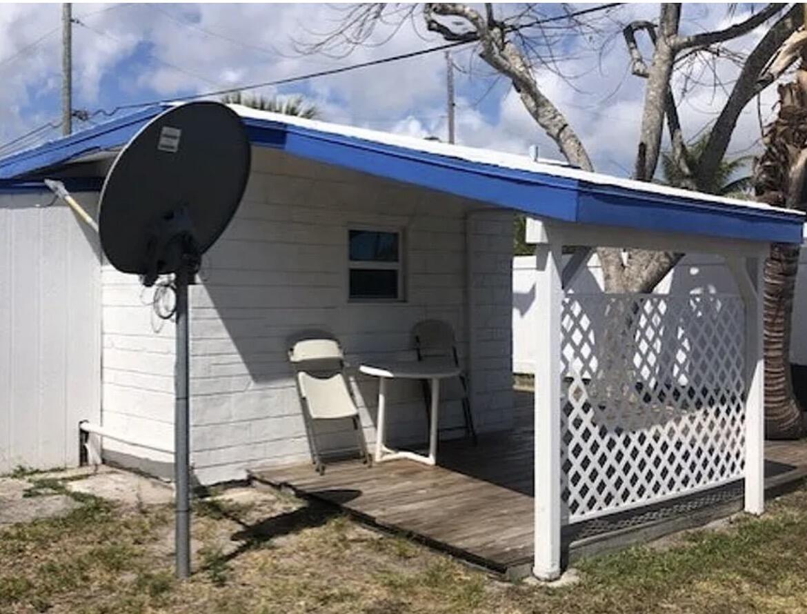 CHARMIN COURT UNRECORDED - Residential Lease