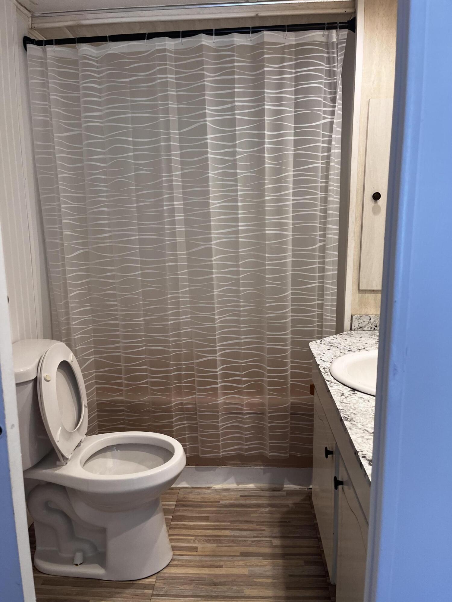 CHARMIN COURT UNRECORDED - Residential Lease