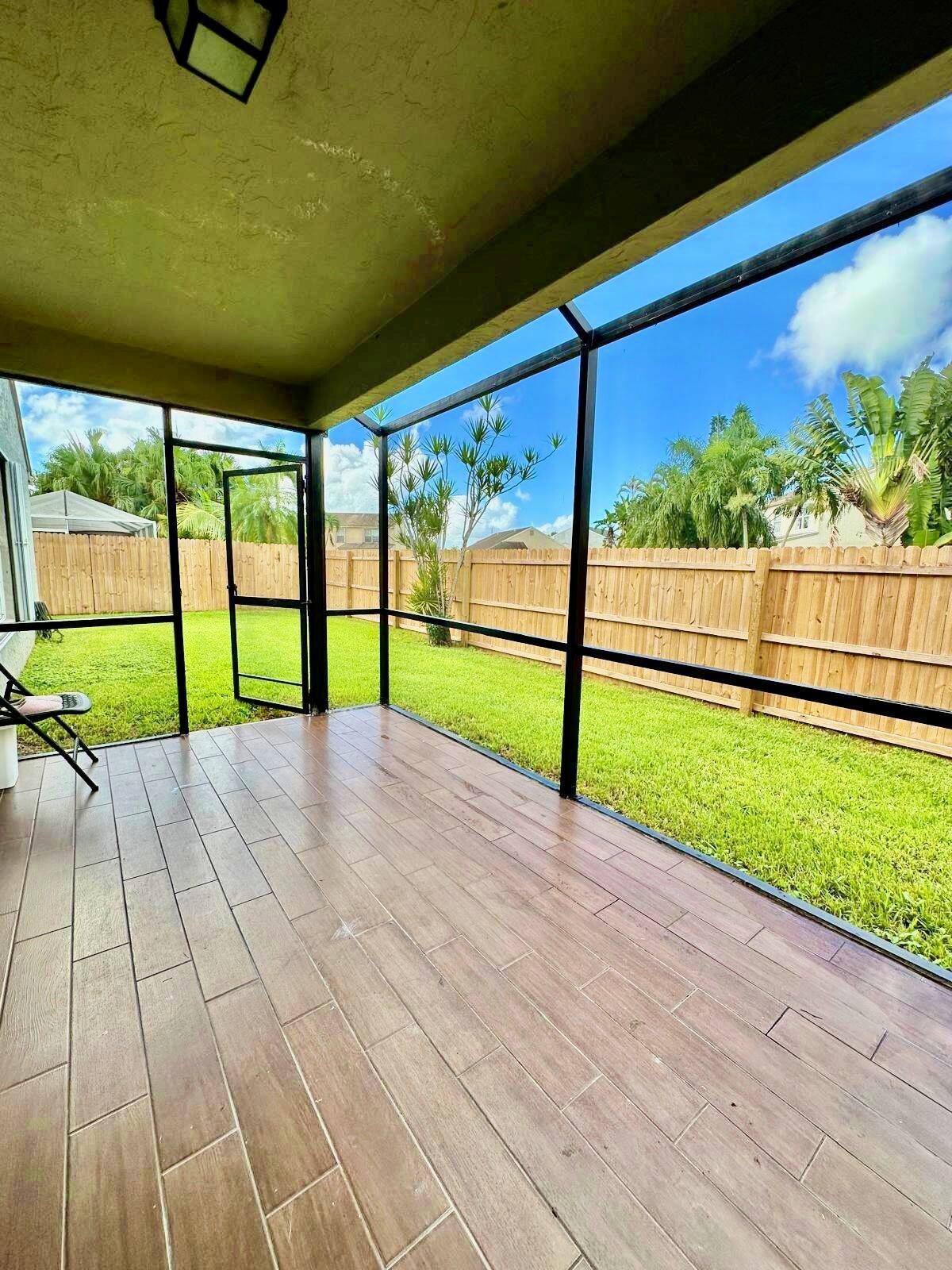 BOCA WINDS PAR F - Residential