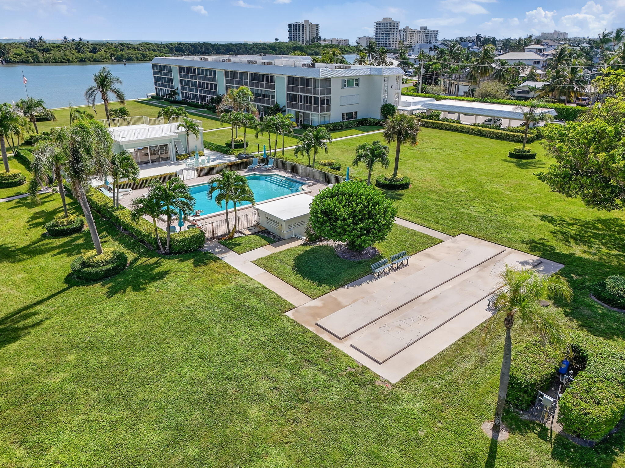 WATERWAY BEACH CONDOS - Residential