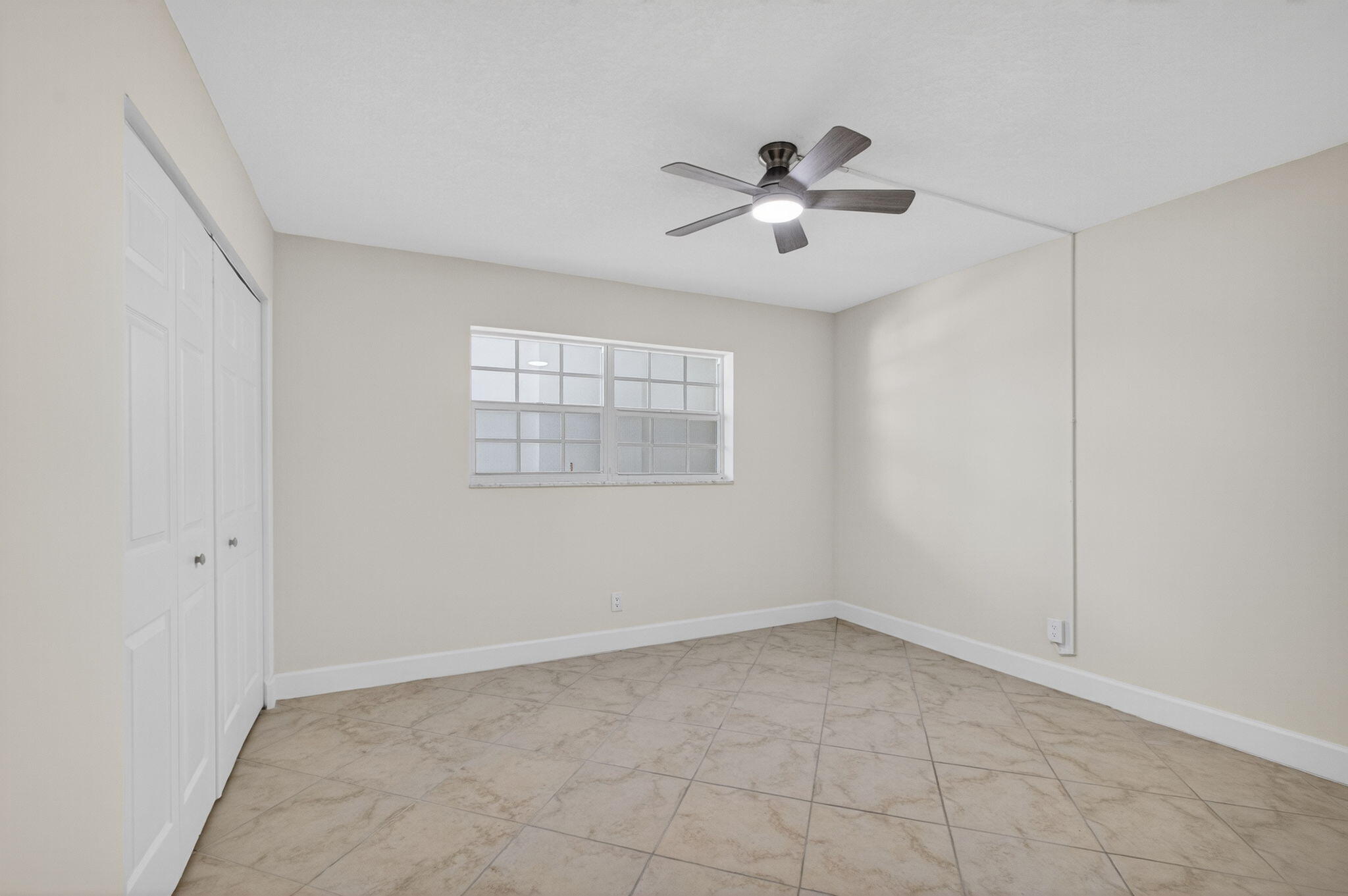 WATERWAY BEACH CONDOS - Residential