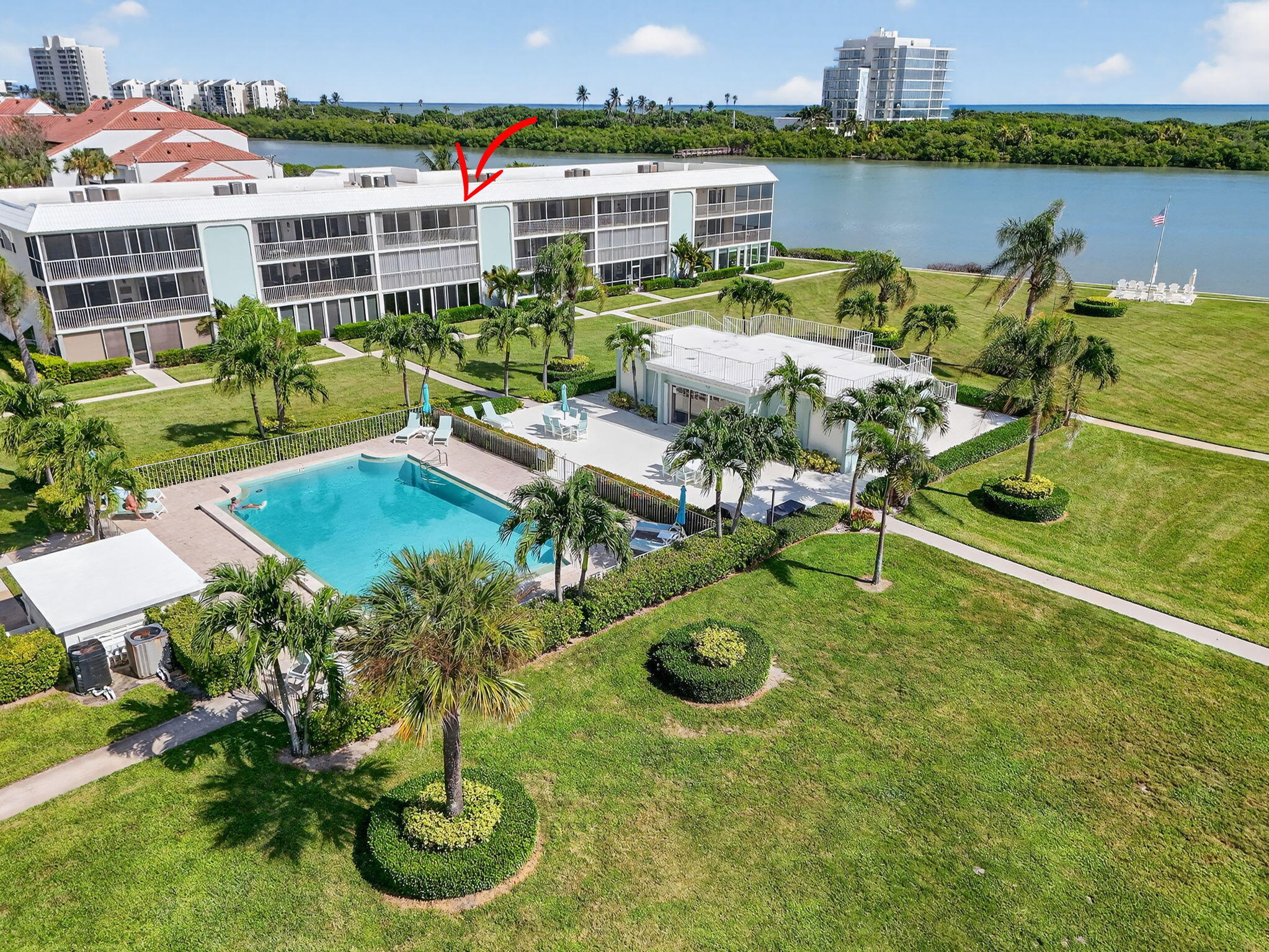 WATERWAY BEACH CONDOS - Residential