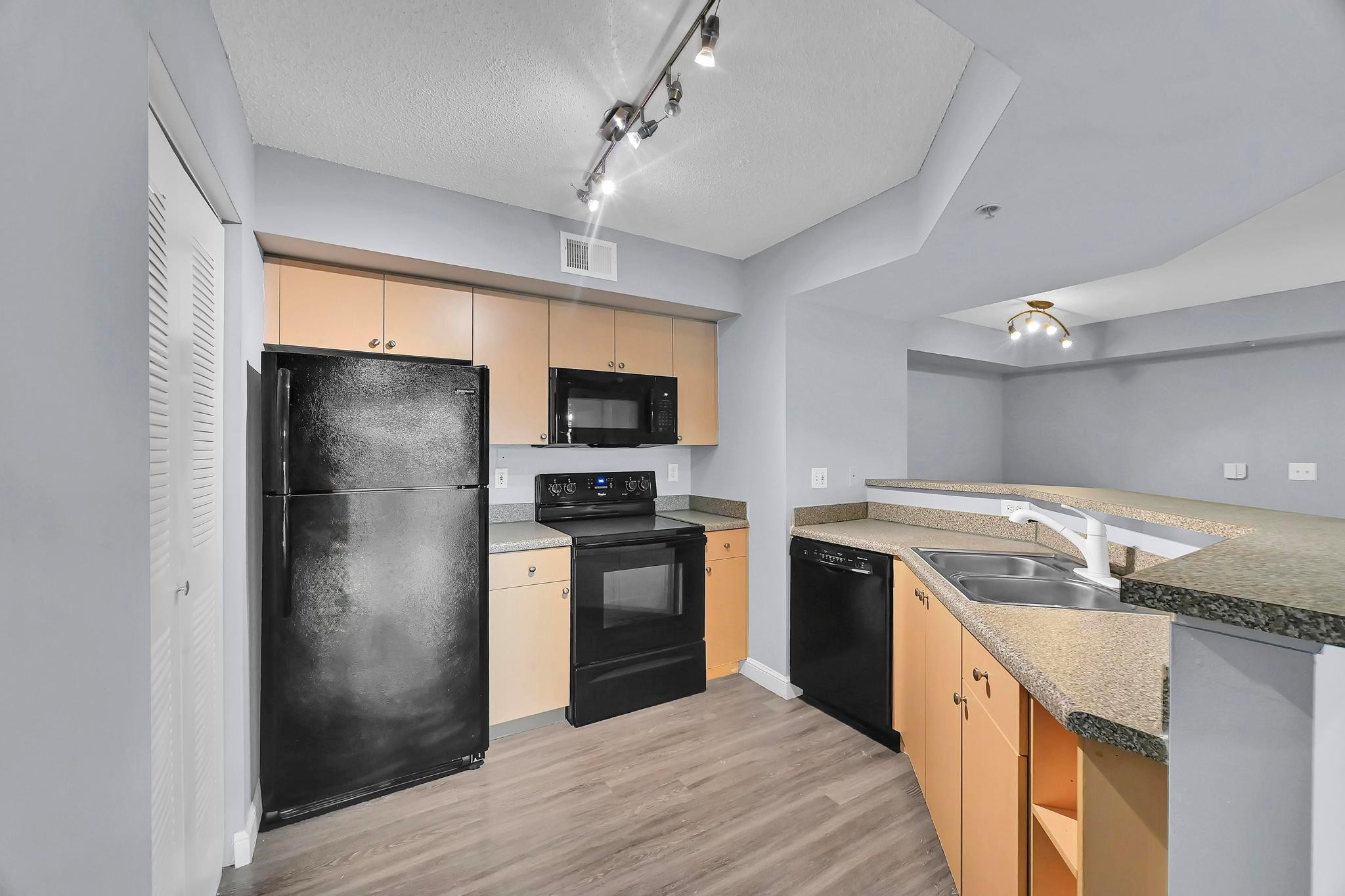 PORTOFINO AT JENSEN BEACH CONDO - Residential