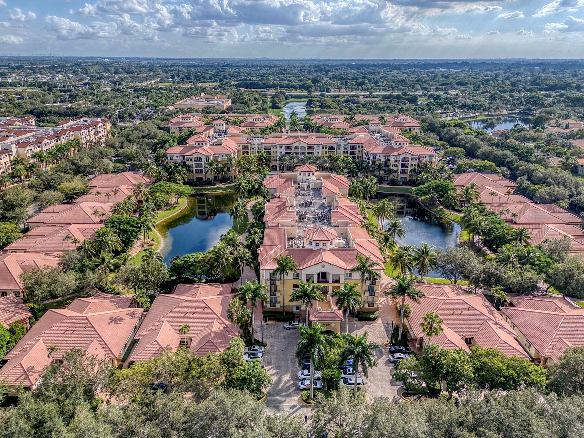 WESTON 55 PLUS CONDO - Residential