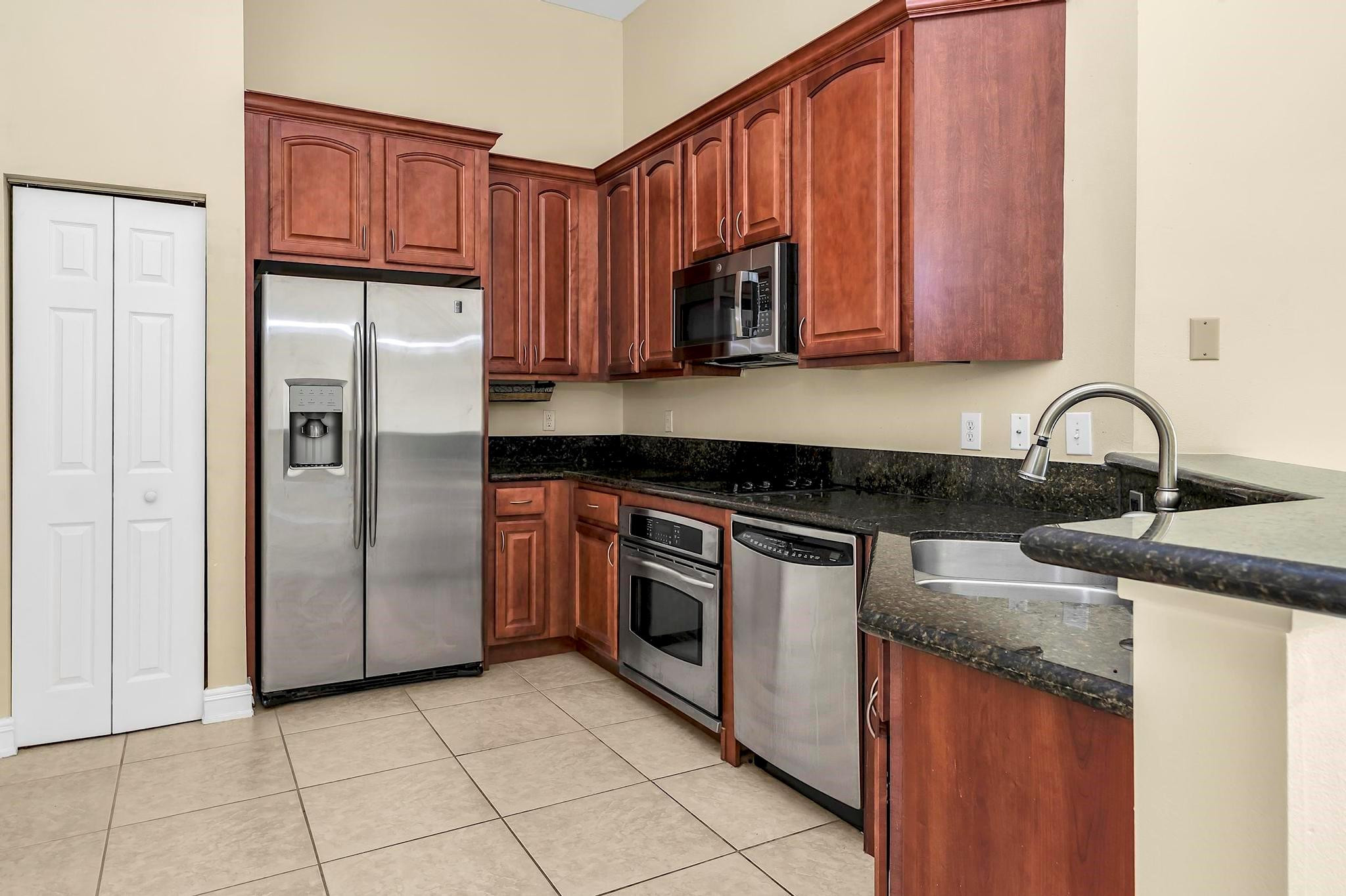 WESTON 55 PLUS CONDO - Residential