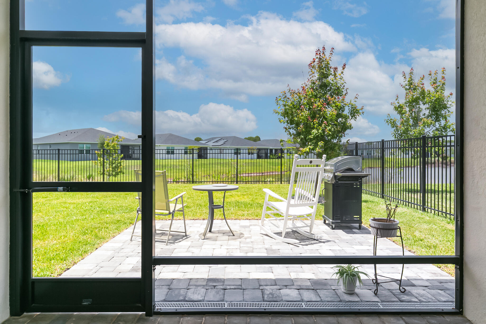 AZALEA - Residential