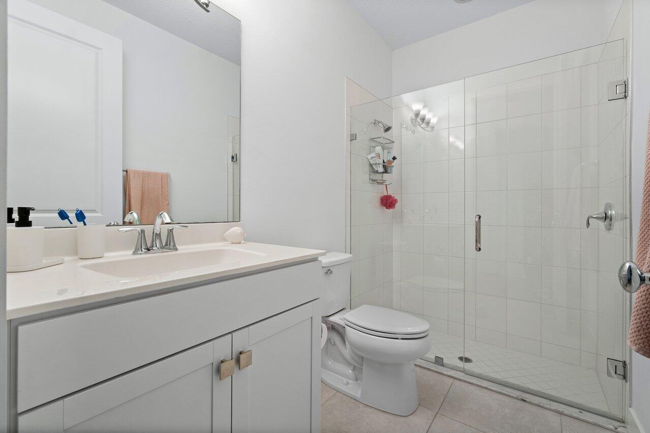 ALTON - Residential Lease