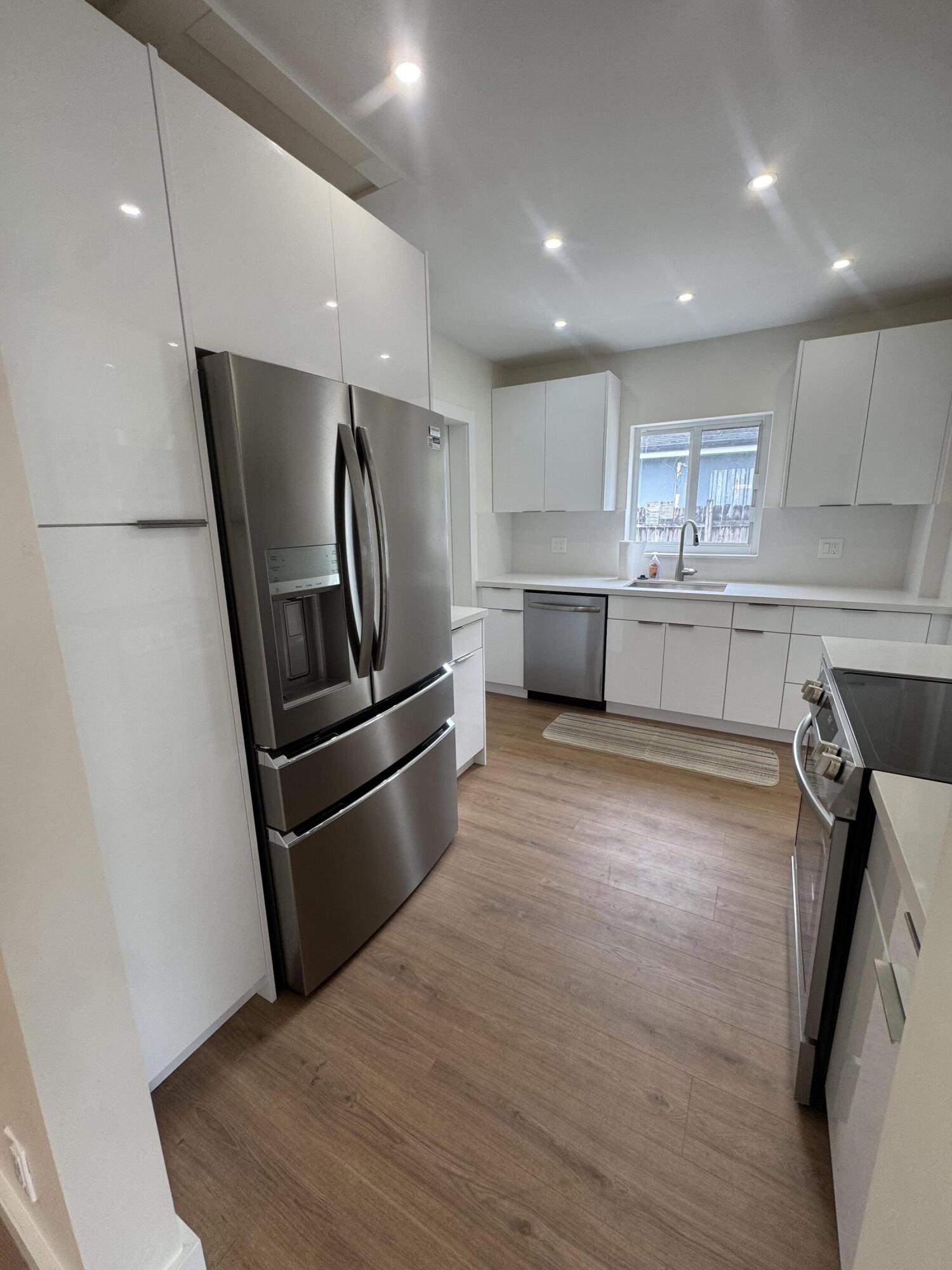PLEASANT VILLAGE - Residential Lease
