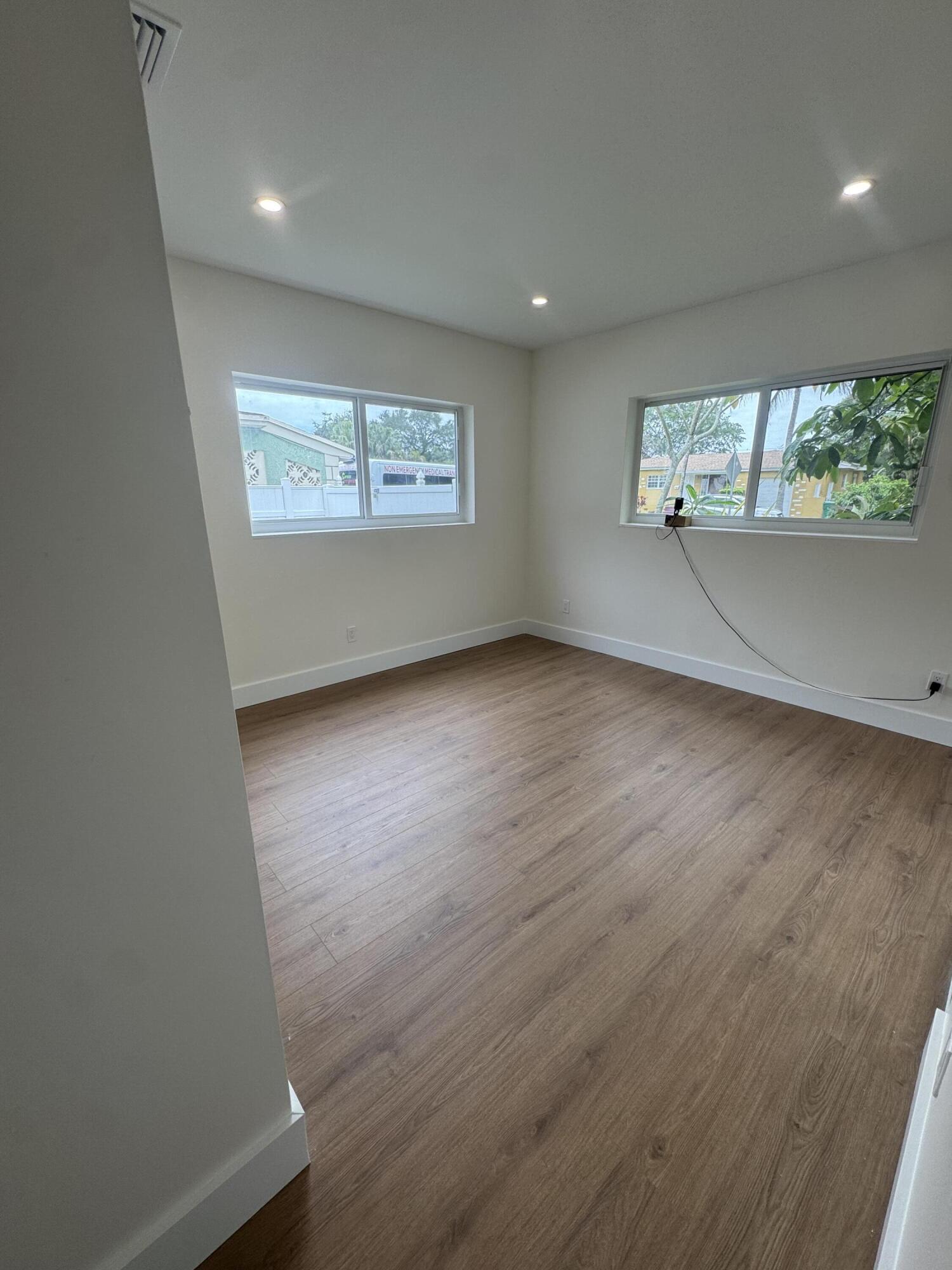 PLEASANT VILLAGE - Residential Lease
