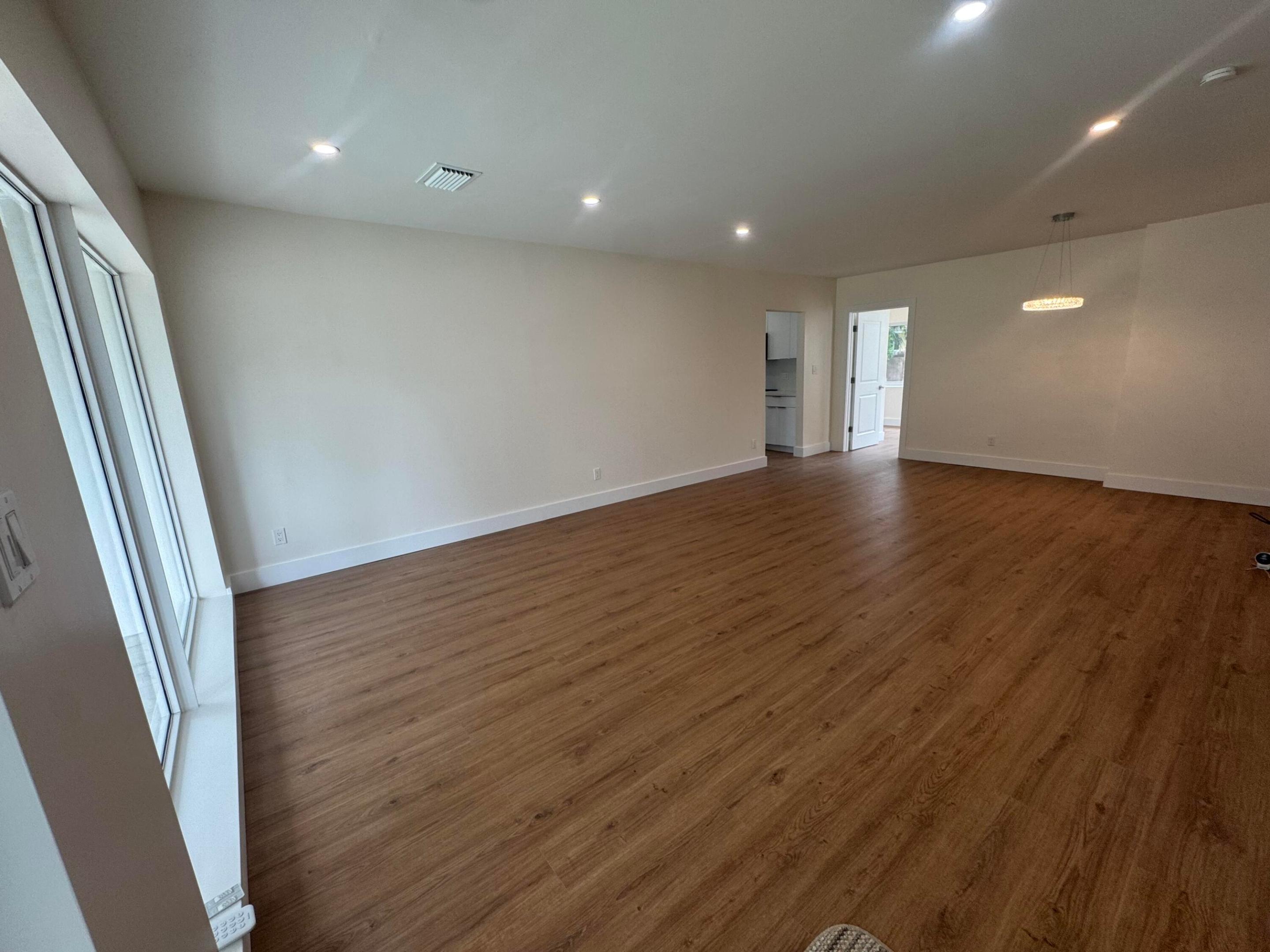 PLEASANT VILLAGE - Residential Lease