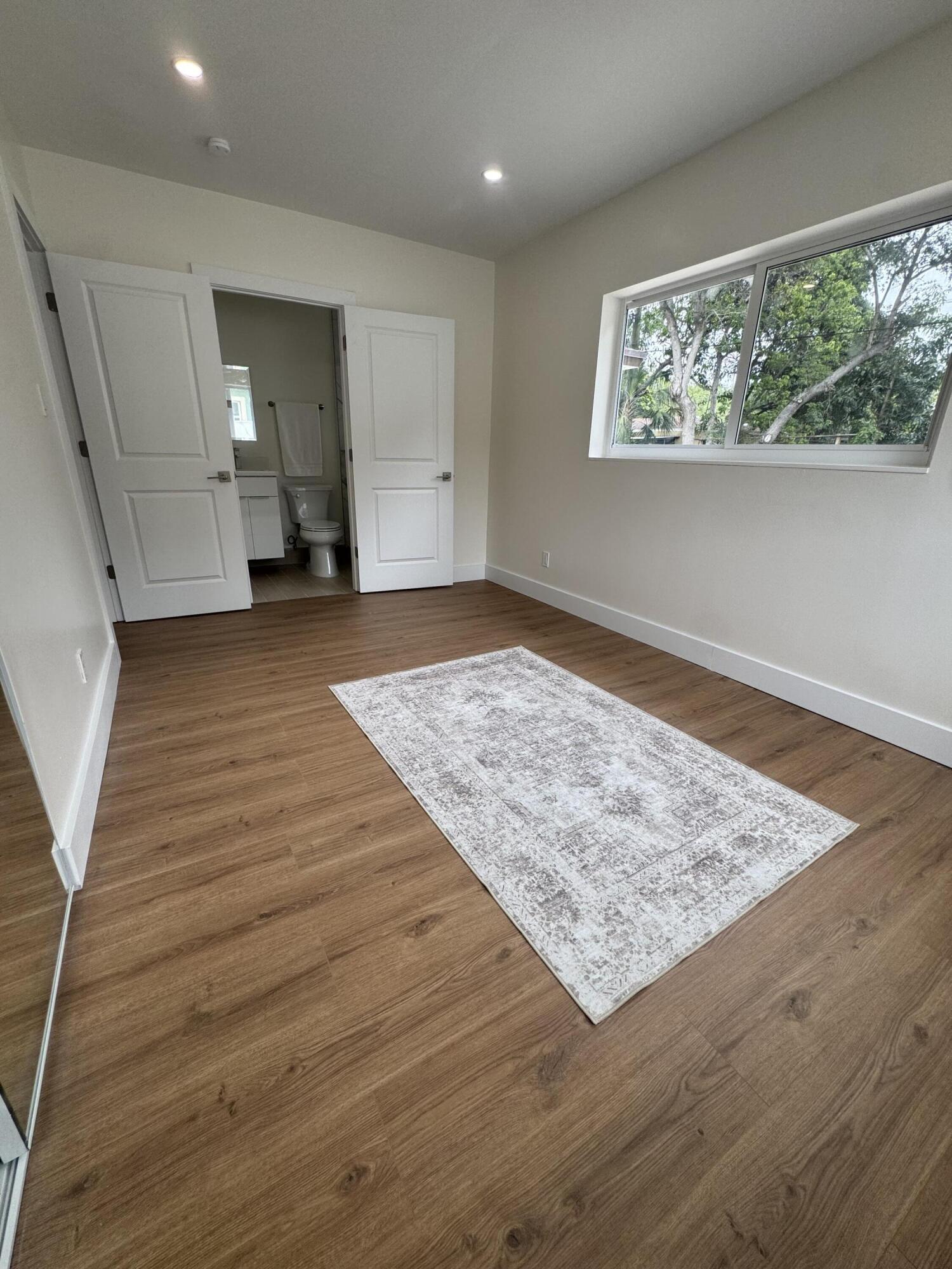 PLEASANT VILLAGE - Residential Lease
