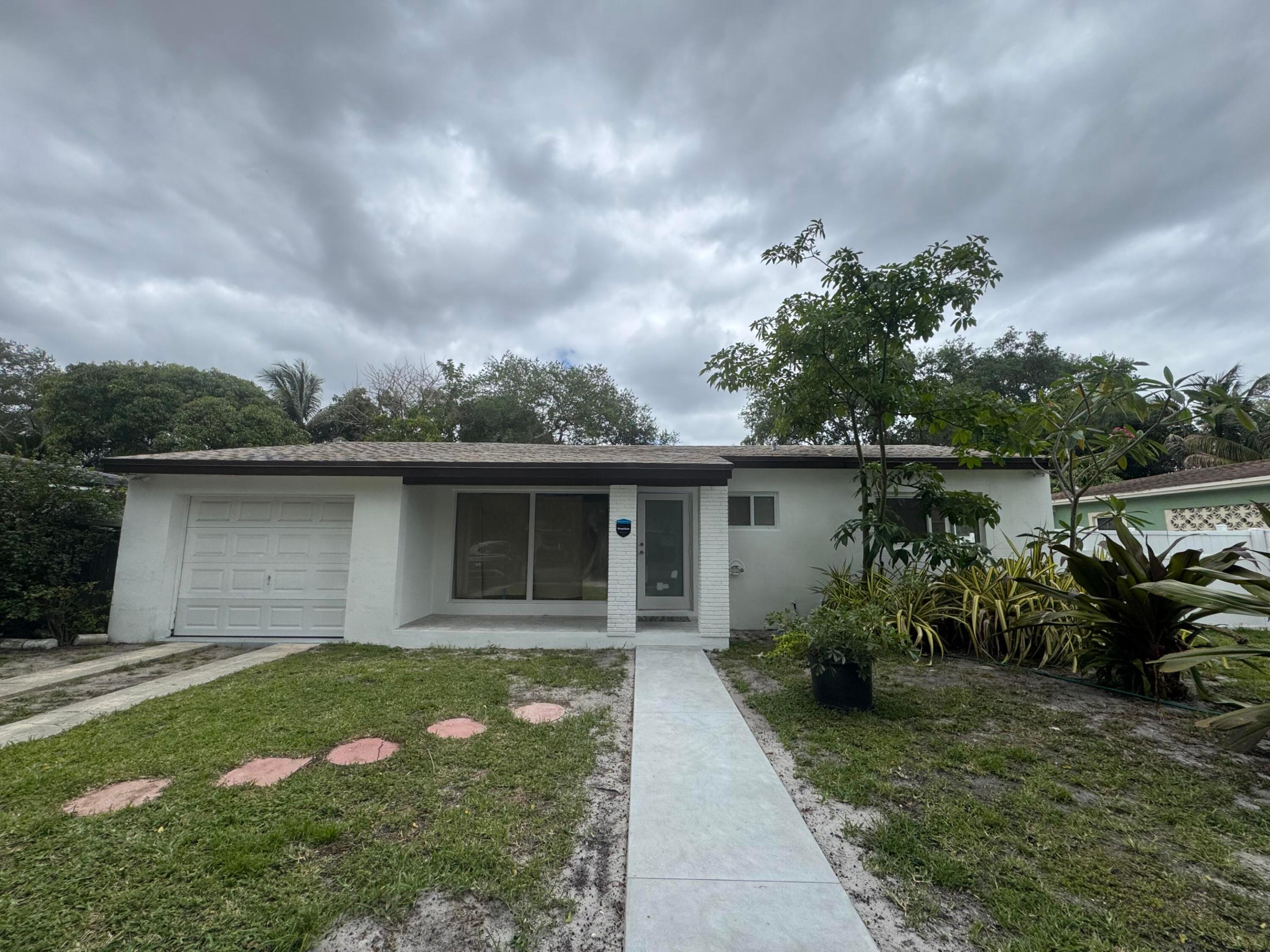 PLEASANT VILLAGE - Residential Lease
