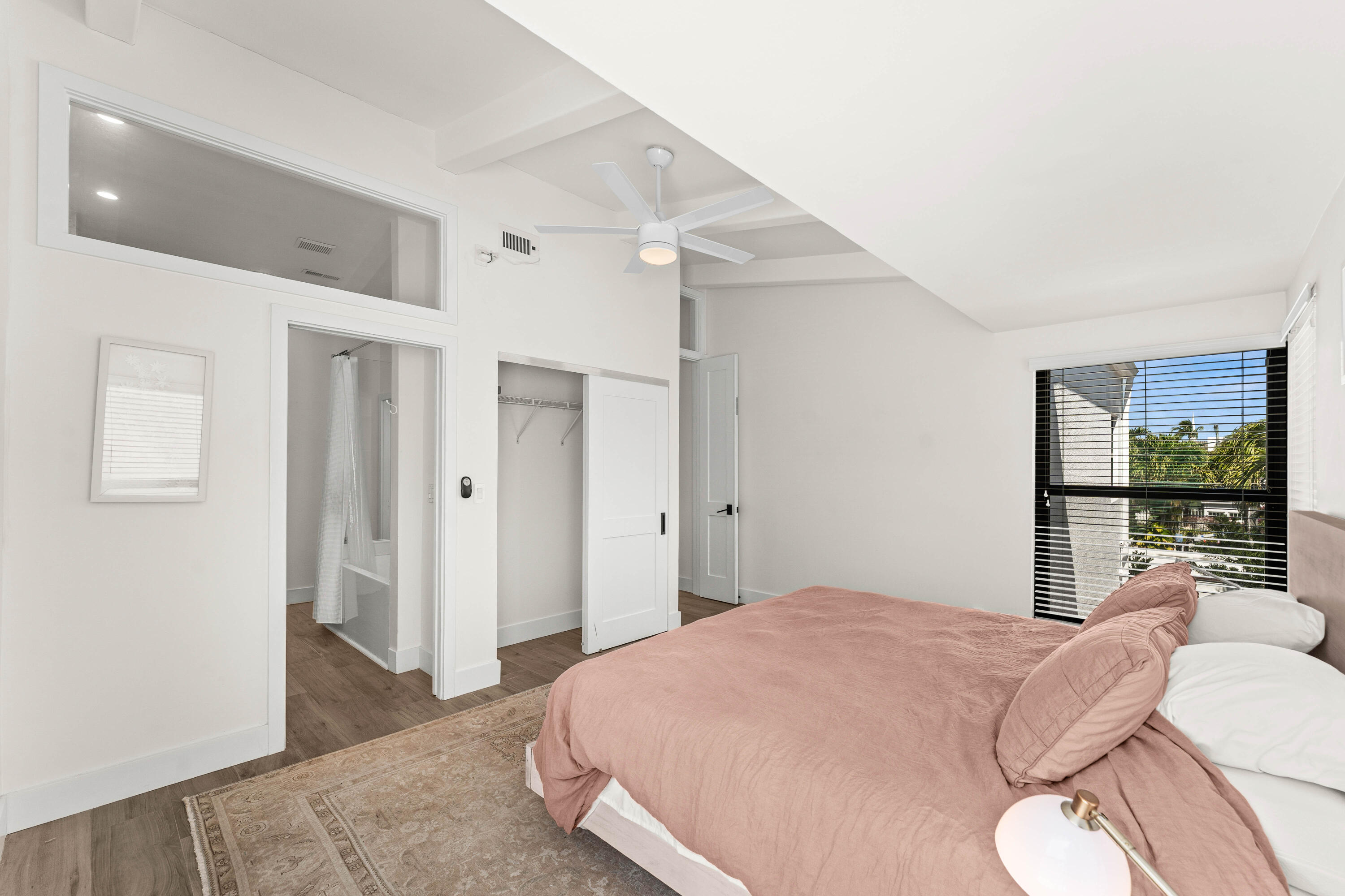 WINDEMERE HOUSE CONDO - Residential