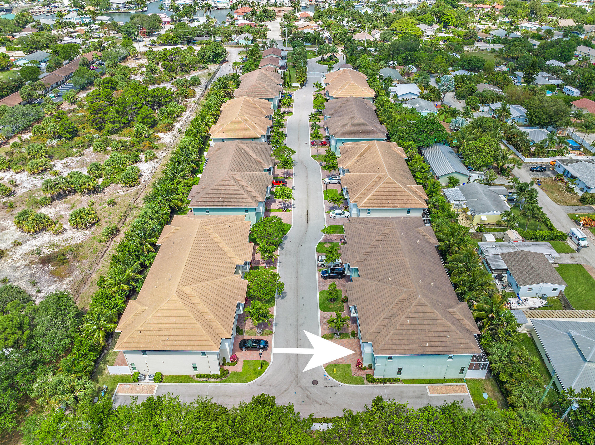 JUNO LANDING - Residential Lease