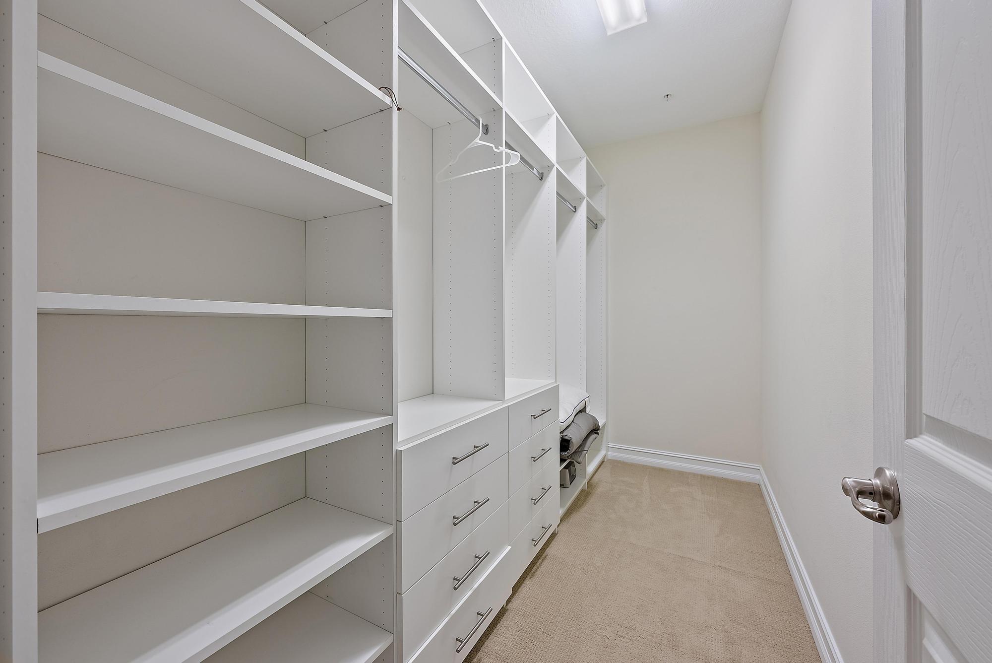 JUNO LANDING - Residential Lease