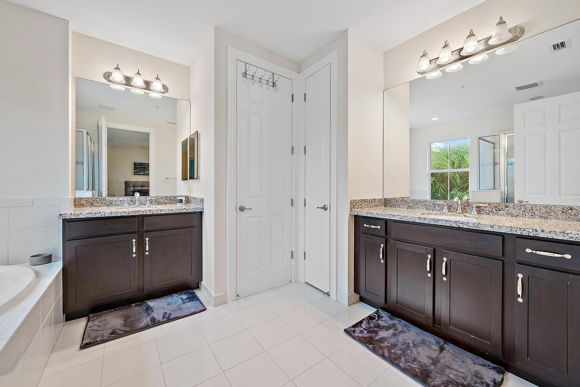 JUNO LANDING - Residential Lease