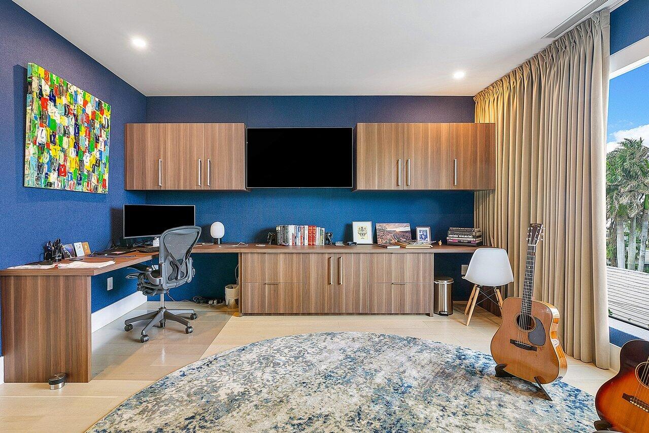 CASUARINA TOWN HOMES - Residential