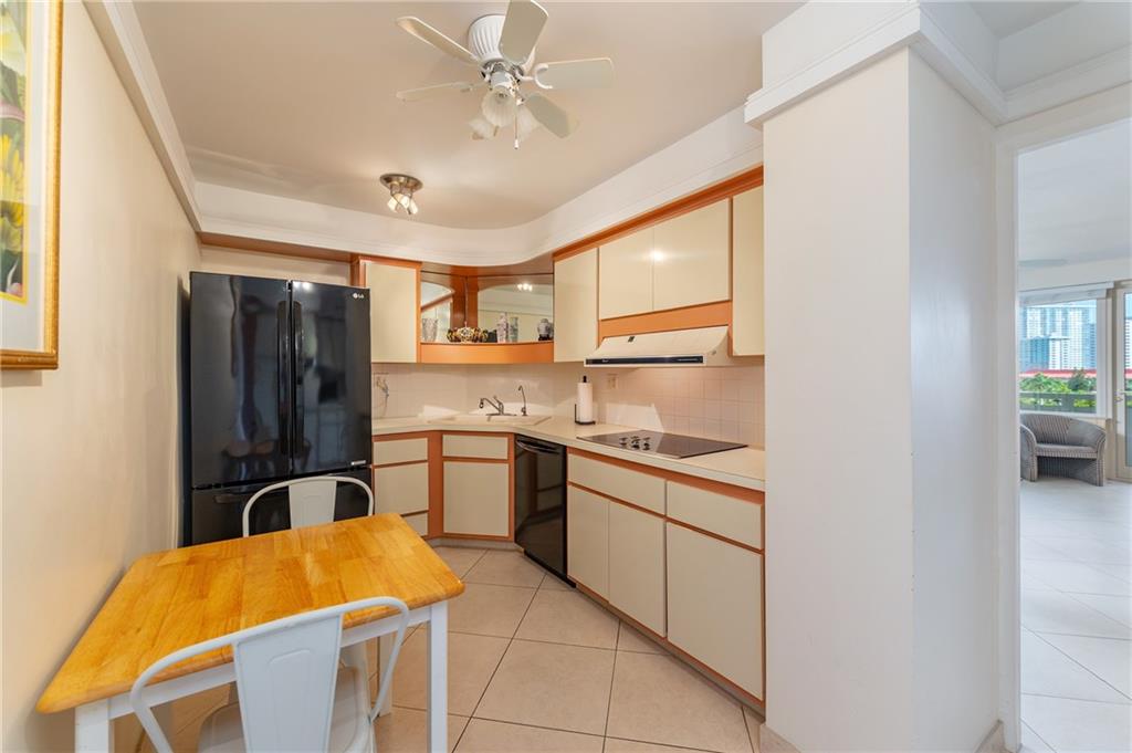 Coral Ridge Towers North - Residential