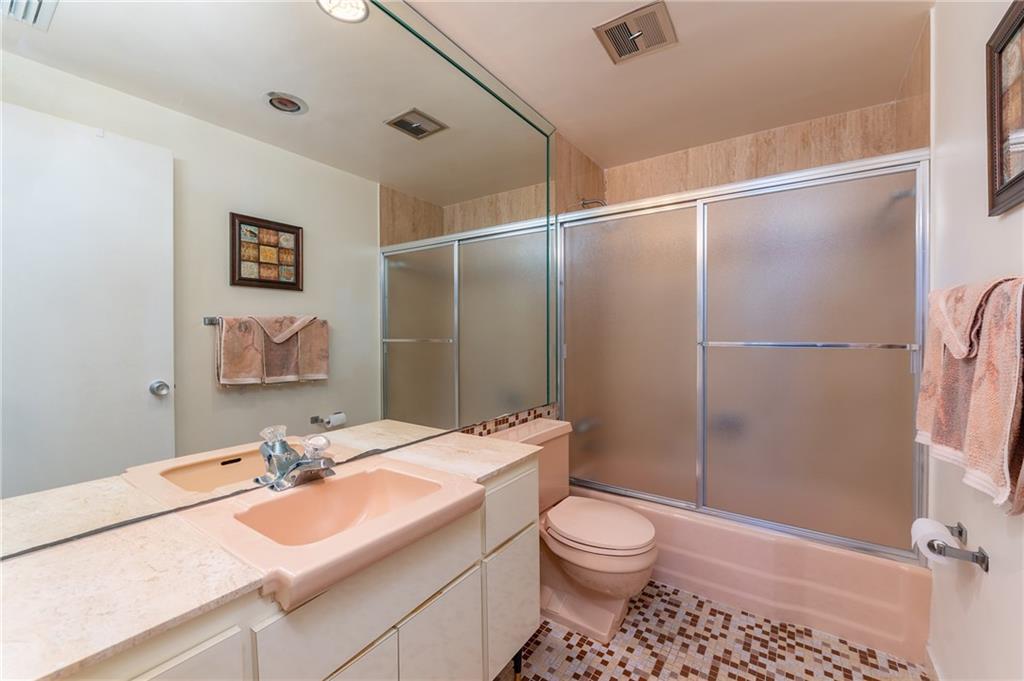 Coral Ridge Towers North - Residential