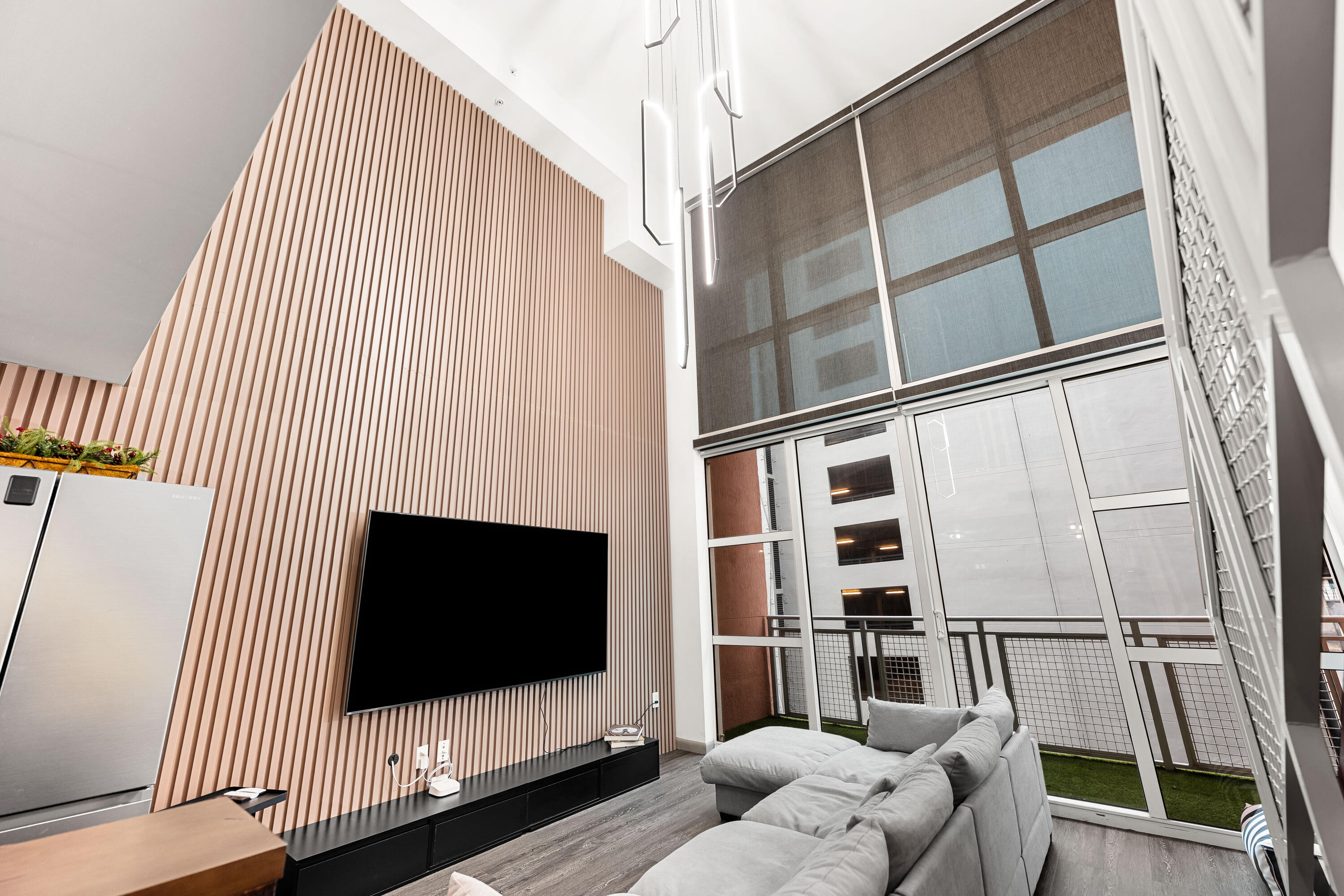 VIZCAYNE NORTH CONDO - Residential Lease