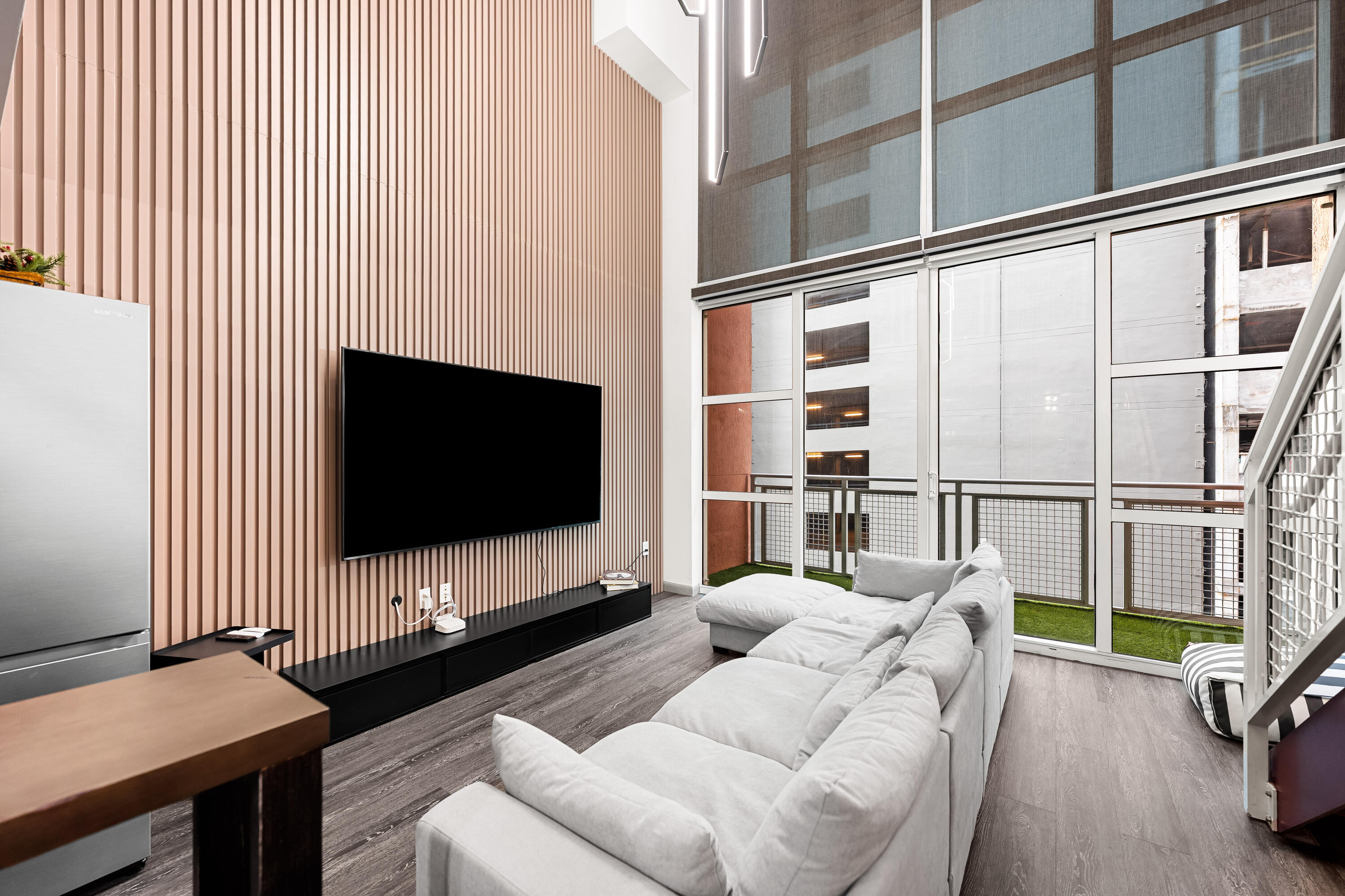 VIZCAYNE NORTH CONDO - Residential Lease
