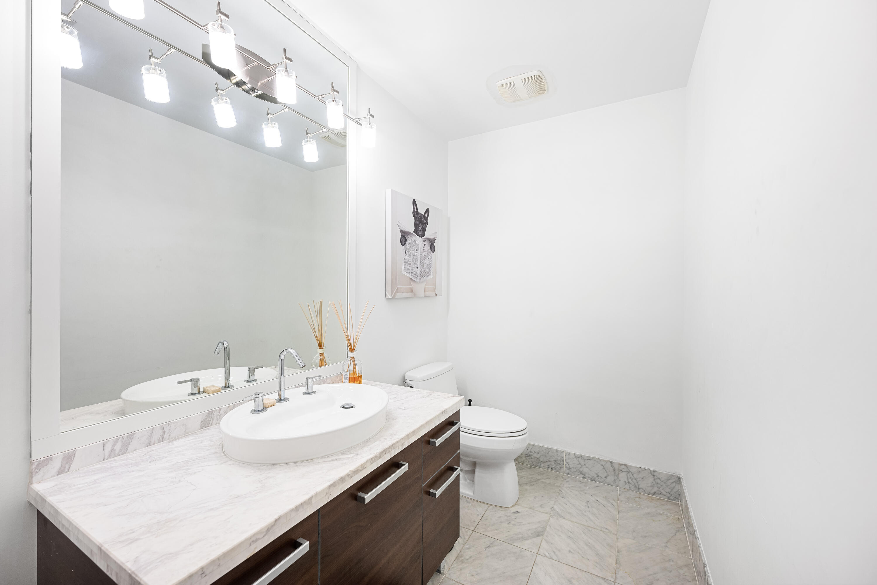 VIZCAYNE NORTH CONDO - Residential Lease