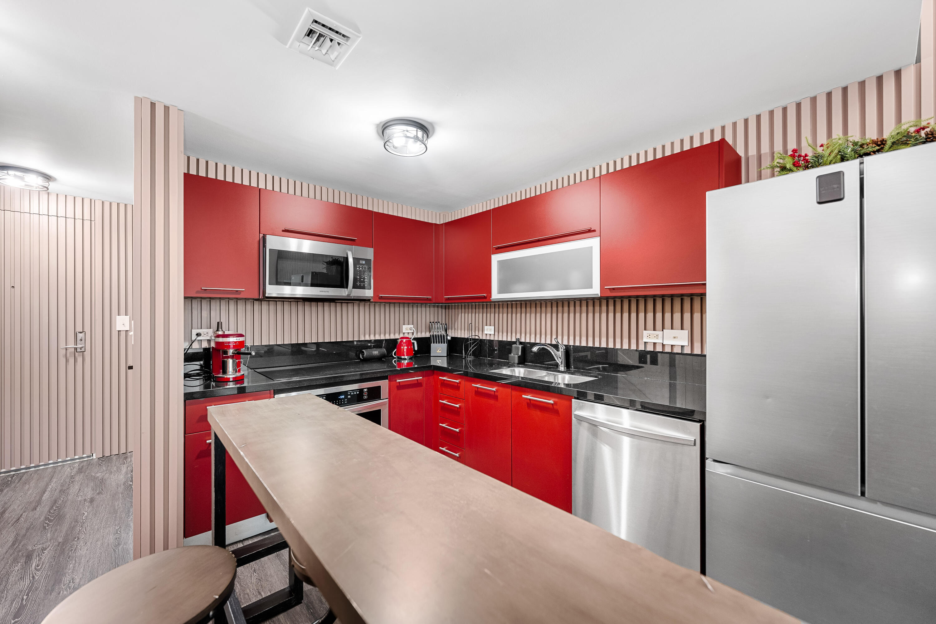 VIZCAYNE NORTH CONDO - Residential Lease