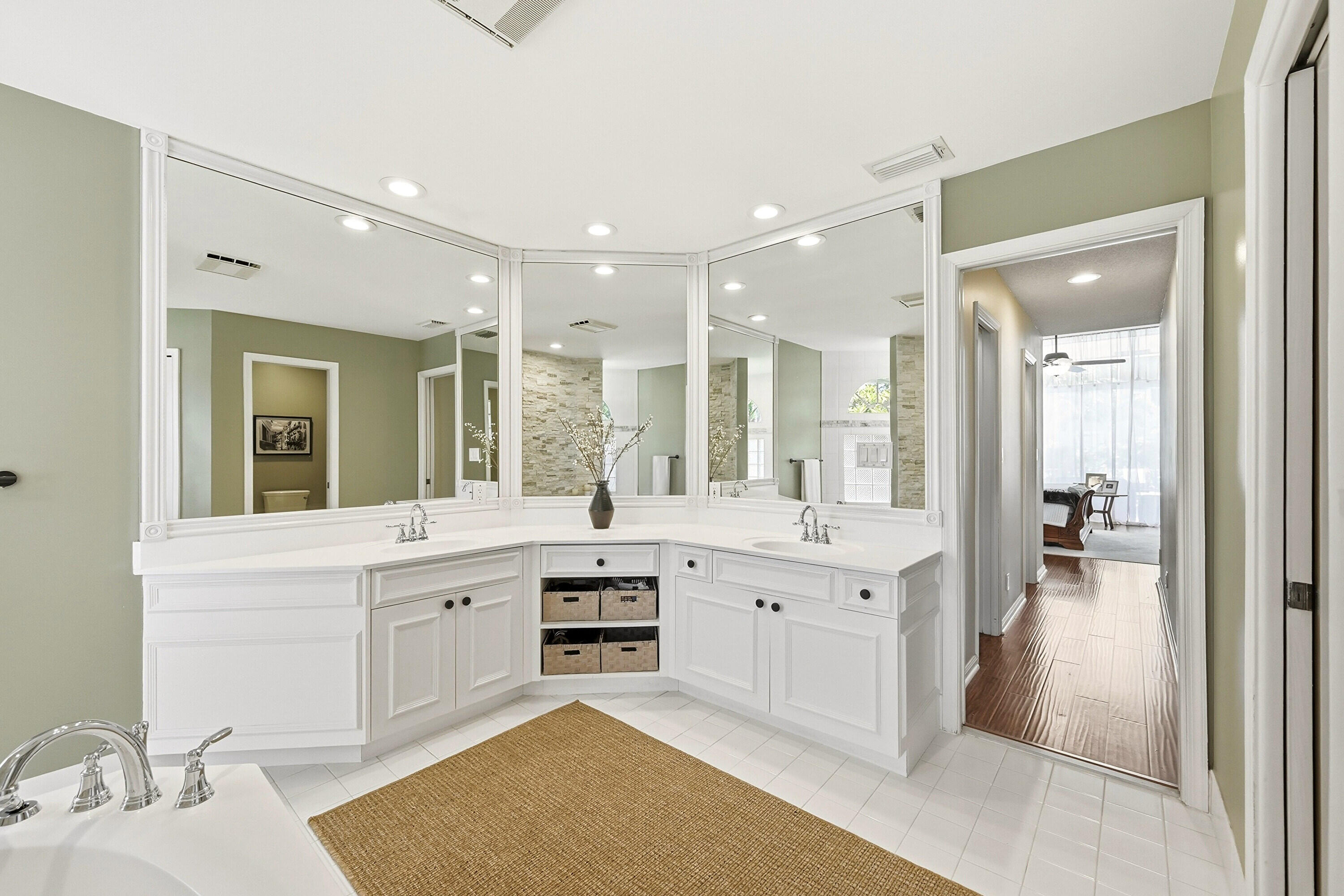 KENSINGTON - Residential