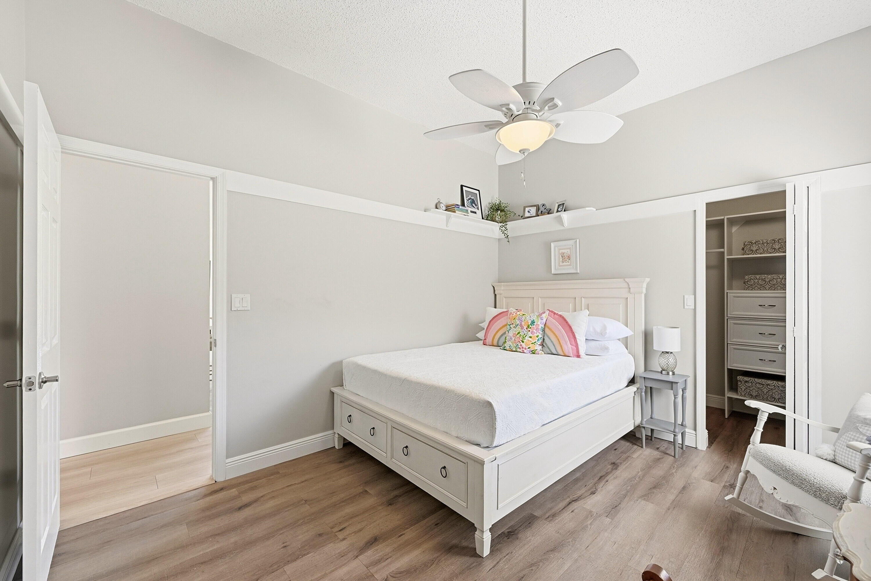 KENSINGTON - Residential