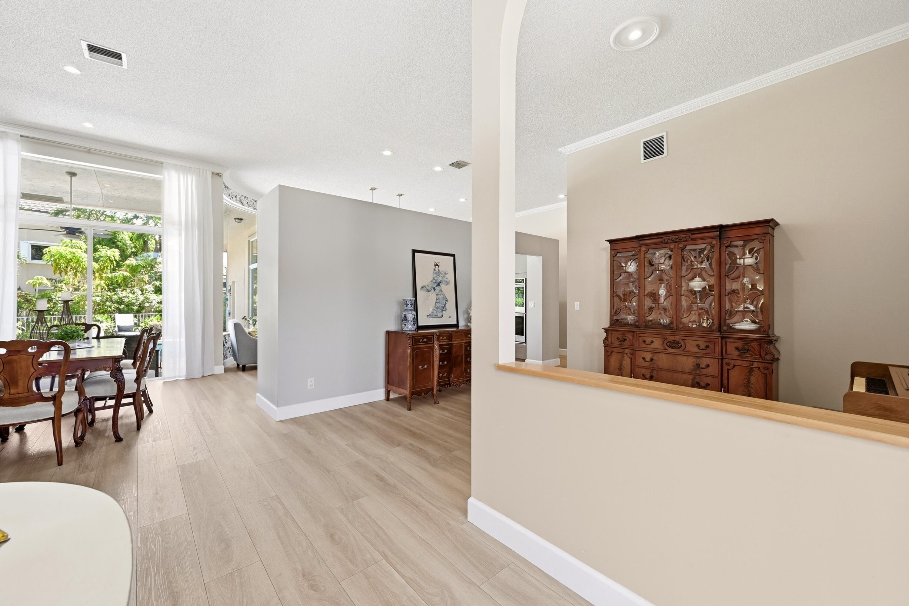 KENSINGTON - Residential