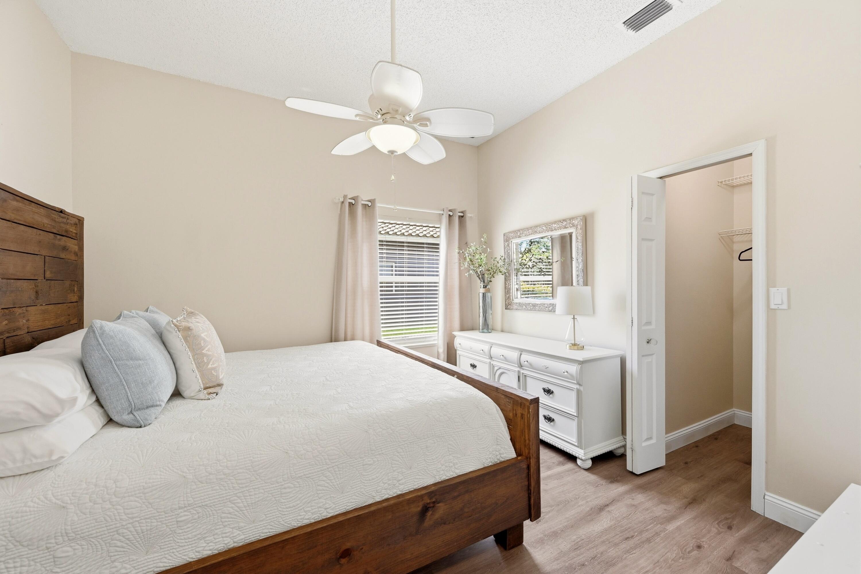 KENSINGTON - Residential