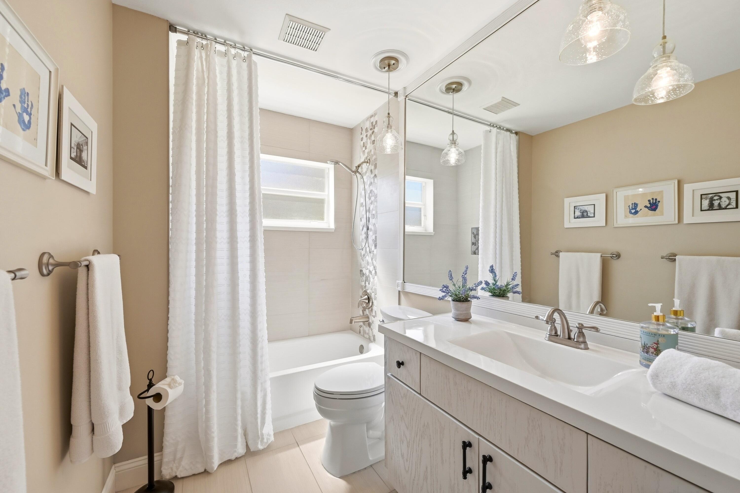 KENSINGTON - Residential