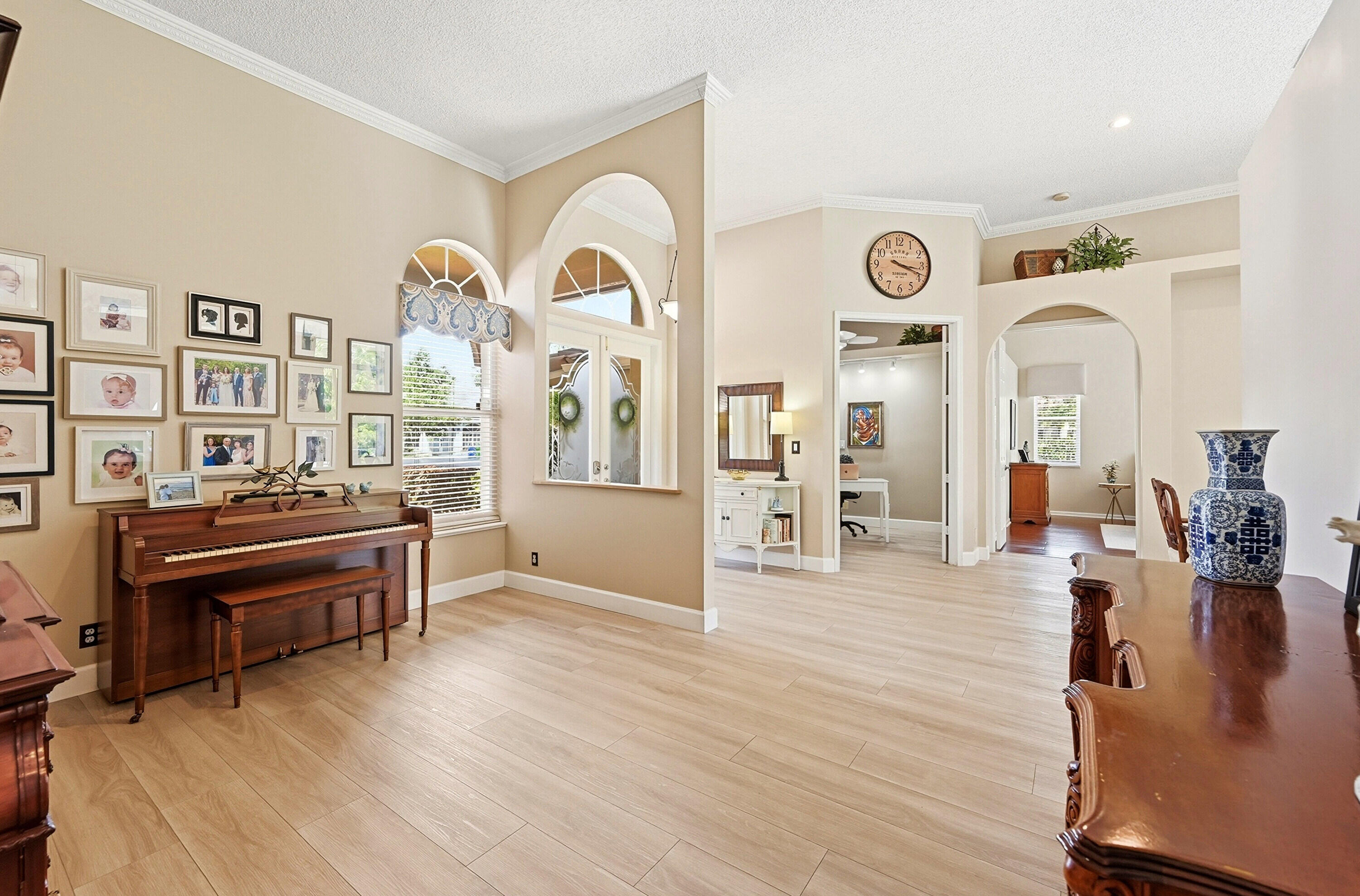 KENSINGTON - Residential
