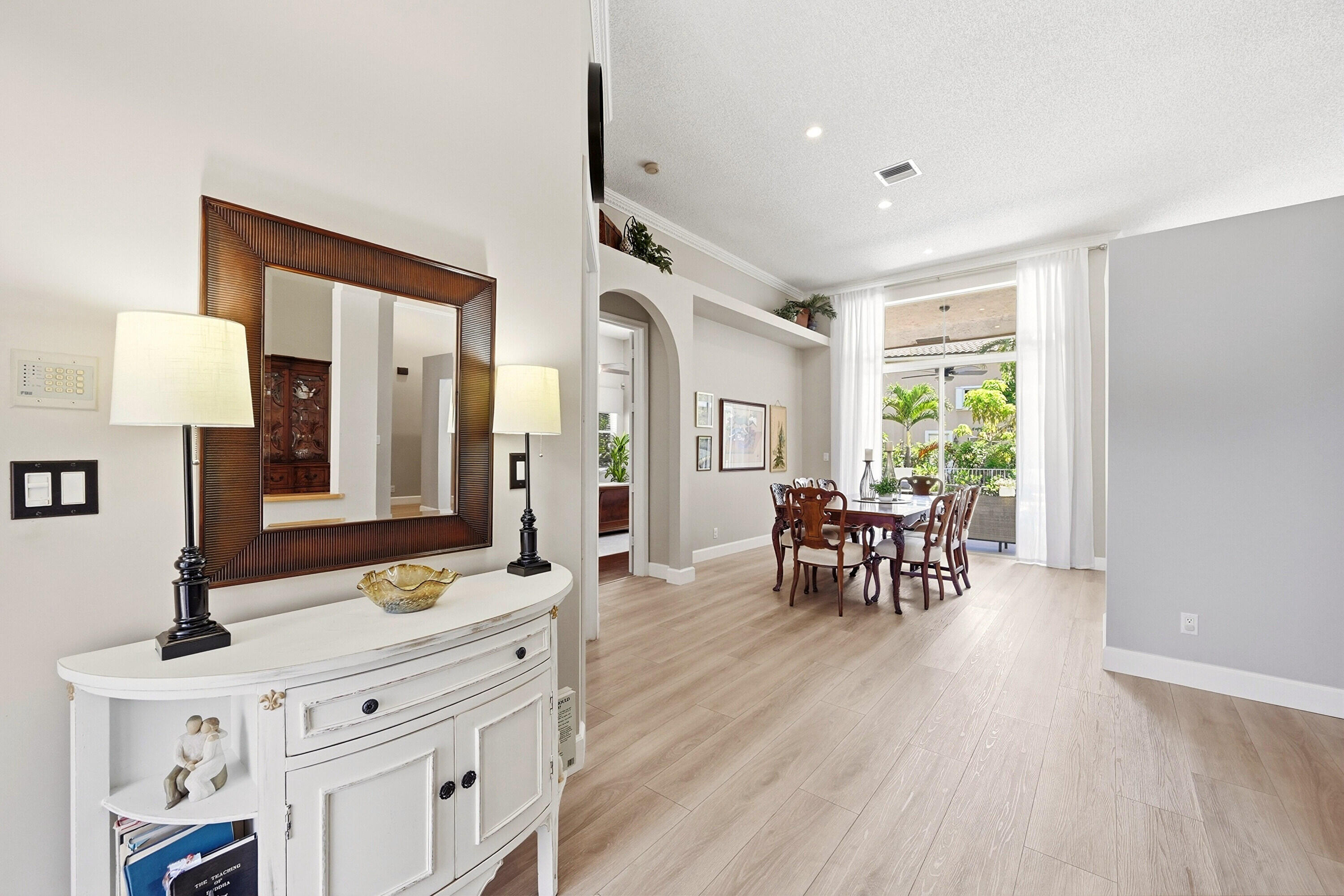 KENSINGTON - Residential